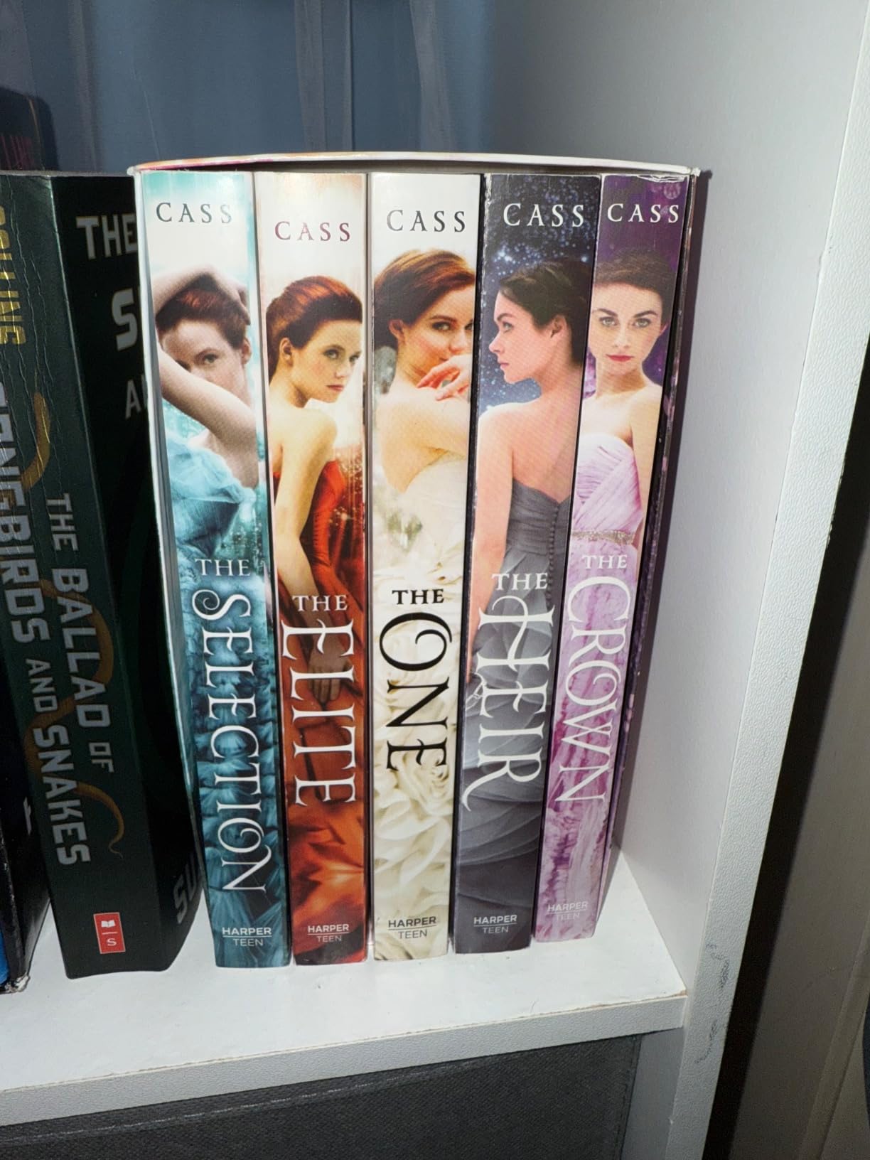 The Selection 5-Book Box Set: The Complete Series customer photo 2