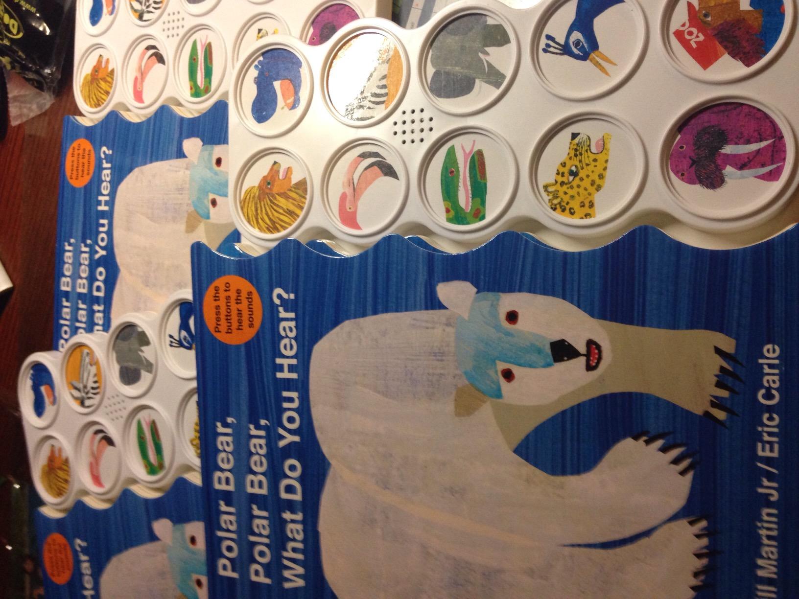 Polar Bear, Polar Bear, What Do You Hear? Sound Book (Brown Bear and Friends): A noisy board book edition of the classic Eric Carle picture book customer photo 1