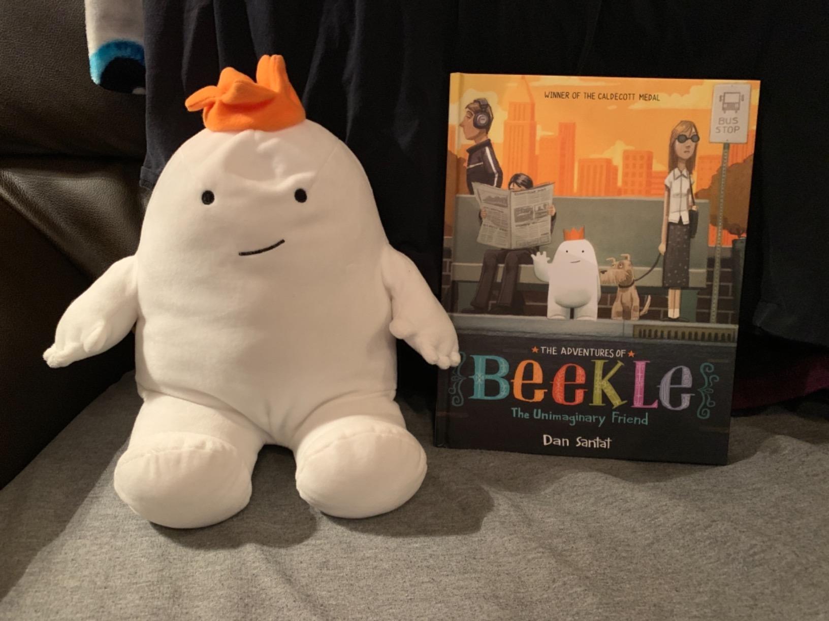 The Adventures of Beekle: The Unimaginary Friend (Caldecott Medal Winner) customer photo 2