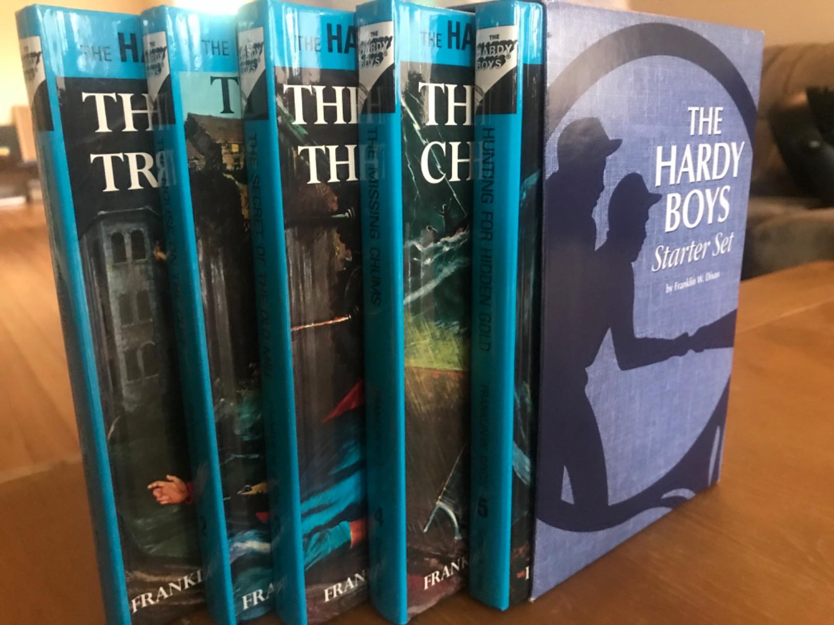 Hardy Boys Starter Set - Books 1-5 customer photo 2