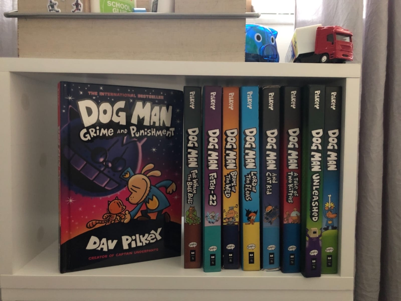 Dog Man: Grime and Punishment: A Graphic Novel (Dog Man #9): From the Creator of Captain Underpants customer photo 2