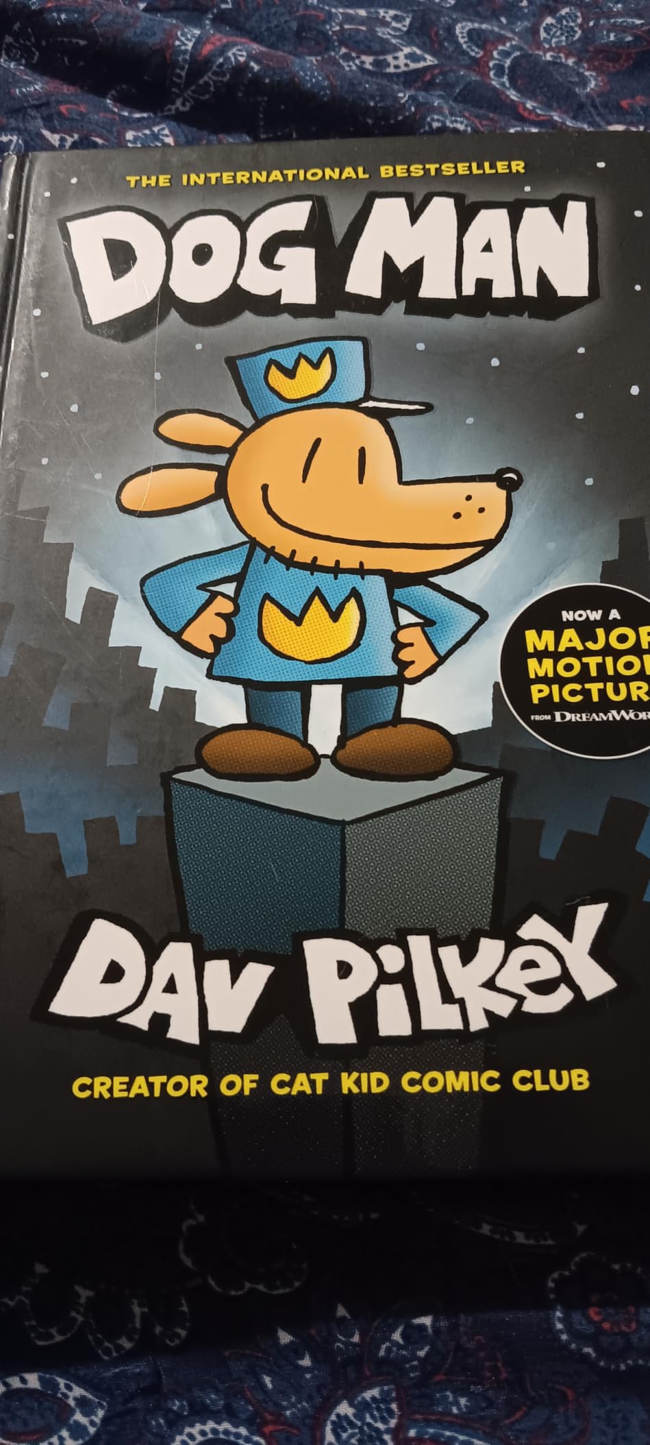 Dog Man: A Graphic Novel (Dog Man #1): From the Creator of Captain Underpants customer photo 1