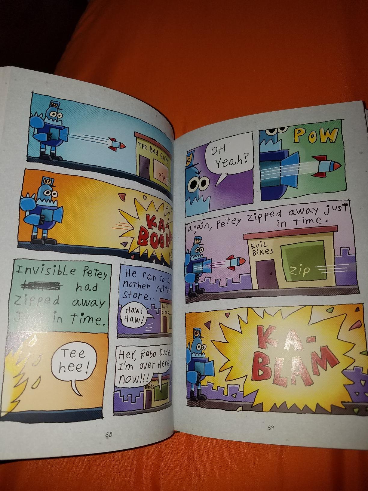 Dog Man: A Graphic Novel (Dog Man #1): From the Creator of Captain Underpants customer photo 2