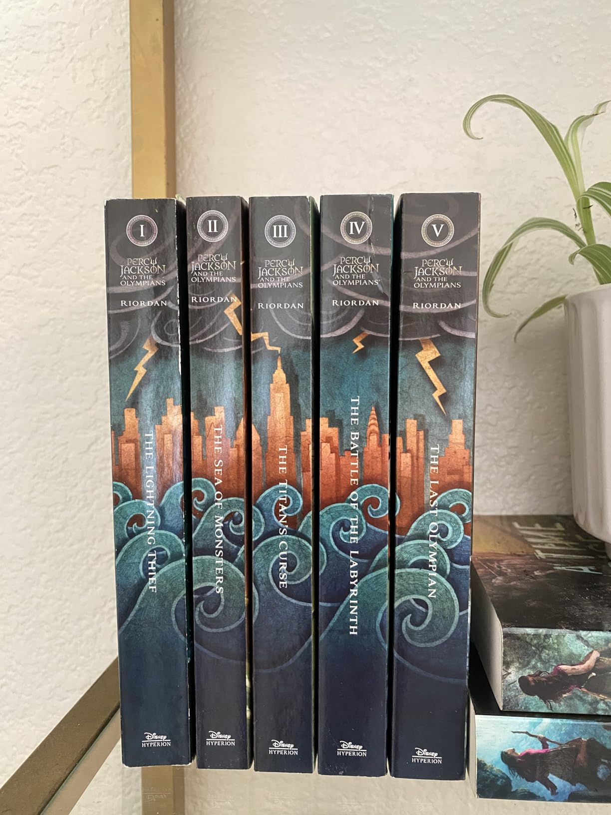 Percy Jackson and the Olympians Hardcover Collection (7 Books) customer photo 2