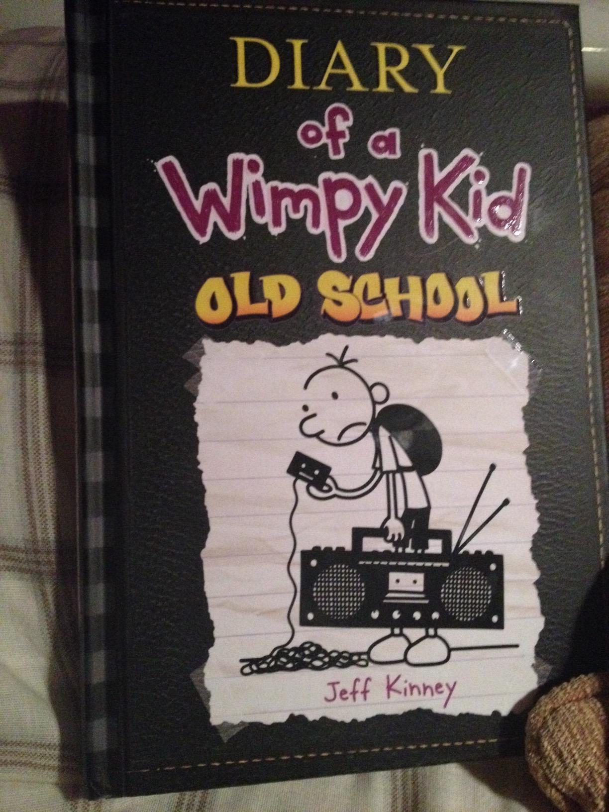 Old School (Diary of a Wimpy Kid #10): A throwback misadventure packed with hilarious trouble from the #1 international bestselling Diary of a Wimpy Kid series customer photo 1