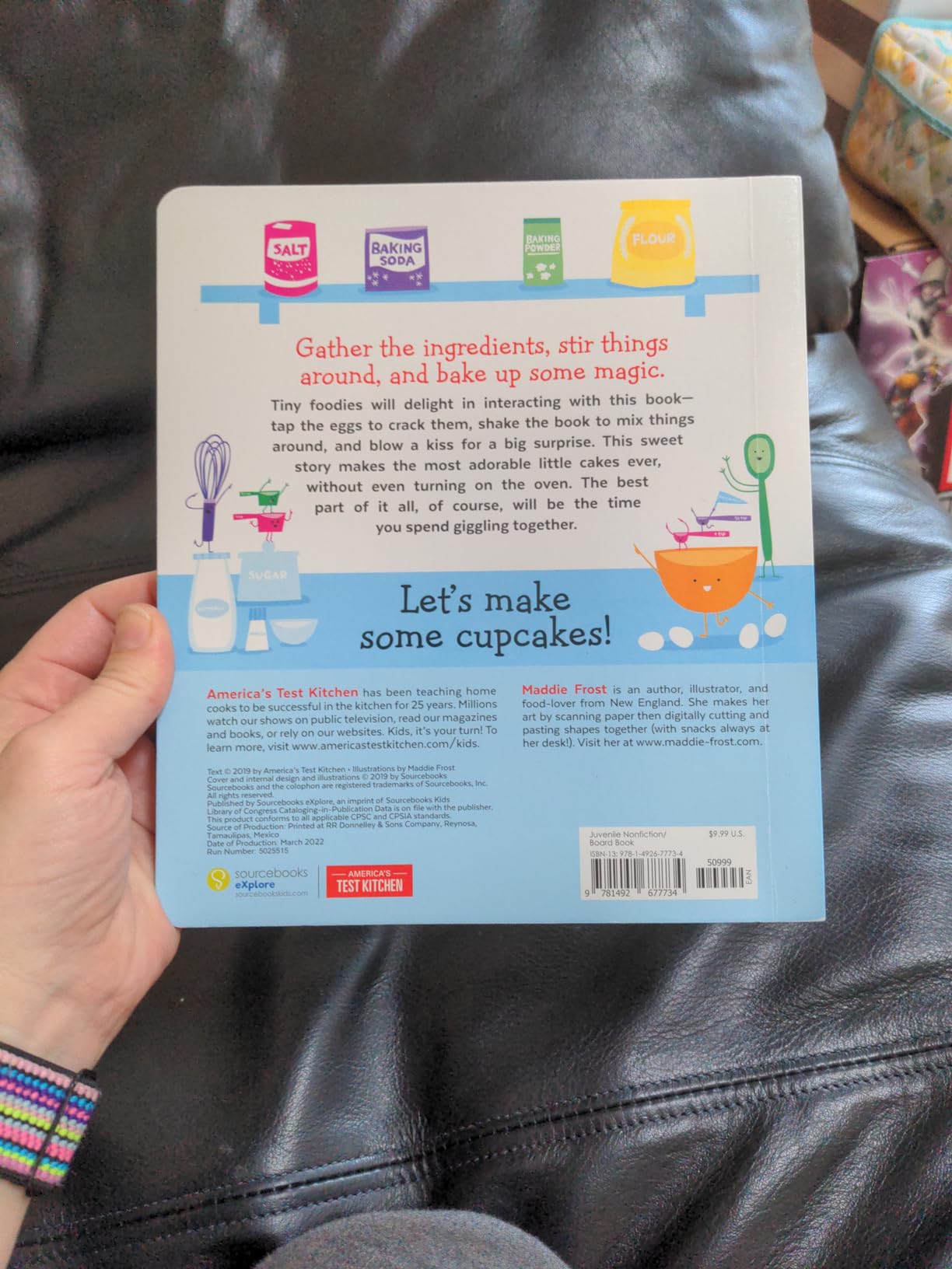 Stir Crack Whisk Bake: An Interactive Board Book about Baking for Toddlers and Kids (America's Test Kitchen Kids) customer photo 2