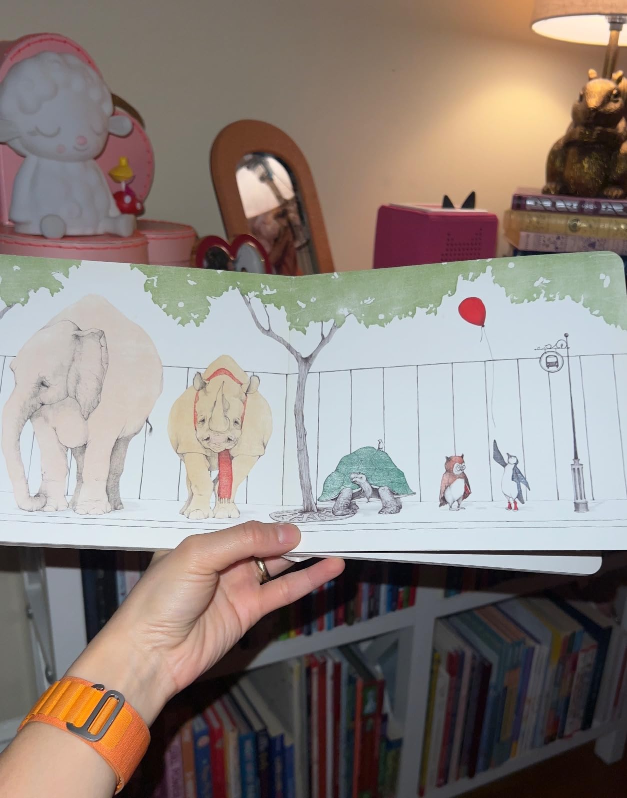 A Sick Day for Amos McGee: (Caldecott Medal Winner) customer photo 2