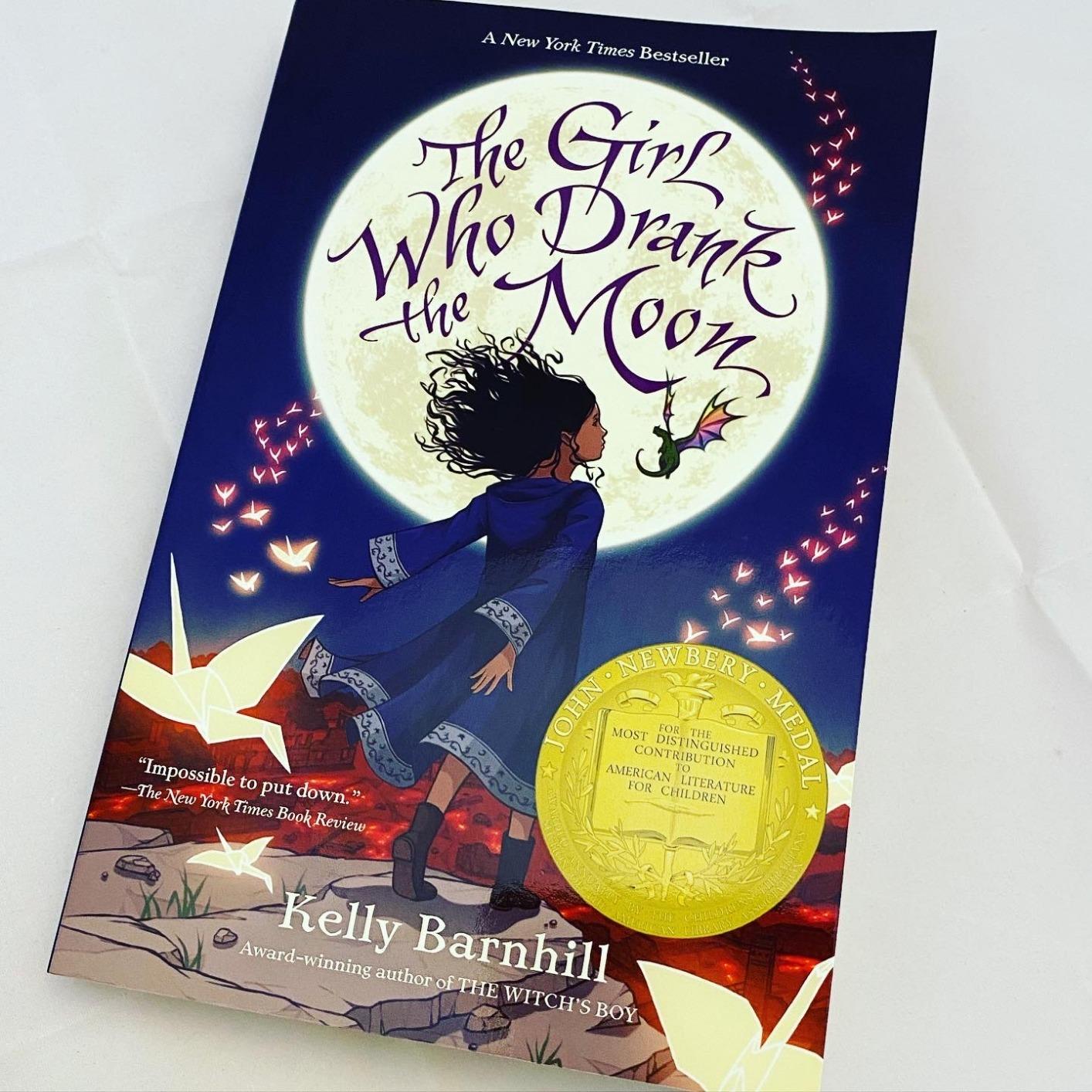 The Girl Who Drank the Moon (Winner of the 2017 Newbery Medal) customer photo 2