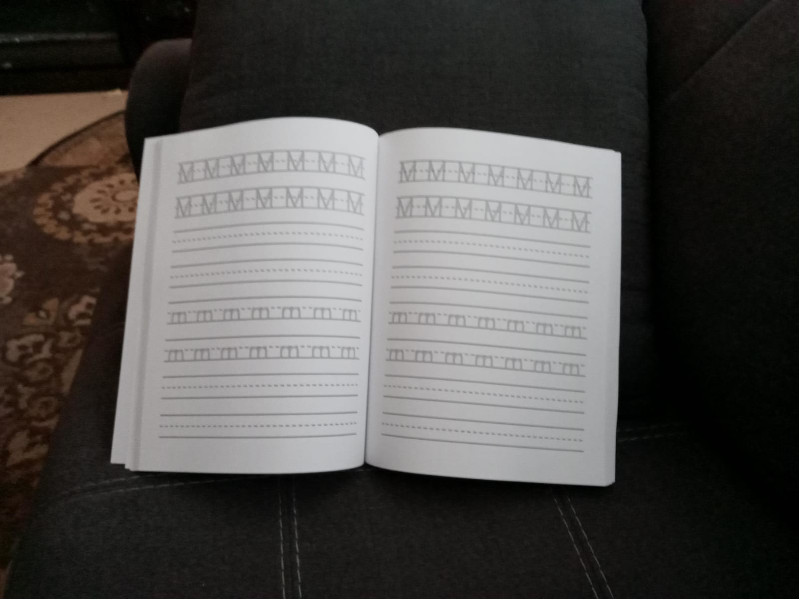 Tracing Letters and Numbers : 200 Practice Pages: Workbook for Preschool, Kindergarten, and Kids Ages 3-5 customer photo 2