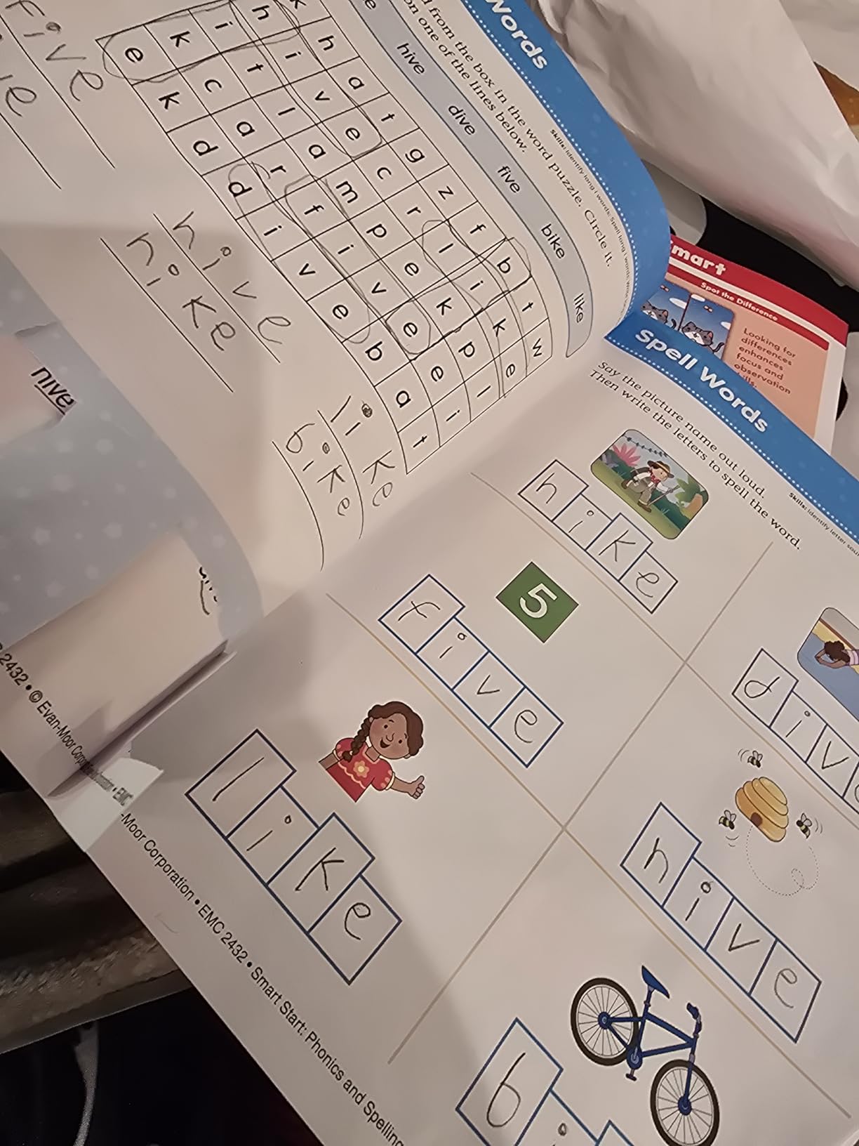 Evan-Moor's Smart Start Phonics and Spelling Workbook for Grade 1, Beginning Reading, Spelling patterns, Learn to Read, Homeschool, Word families, Stickers, Print Copy, Audio stories customer photo 1