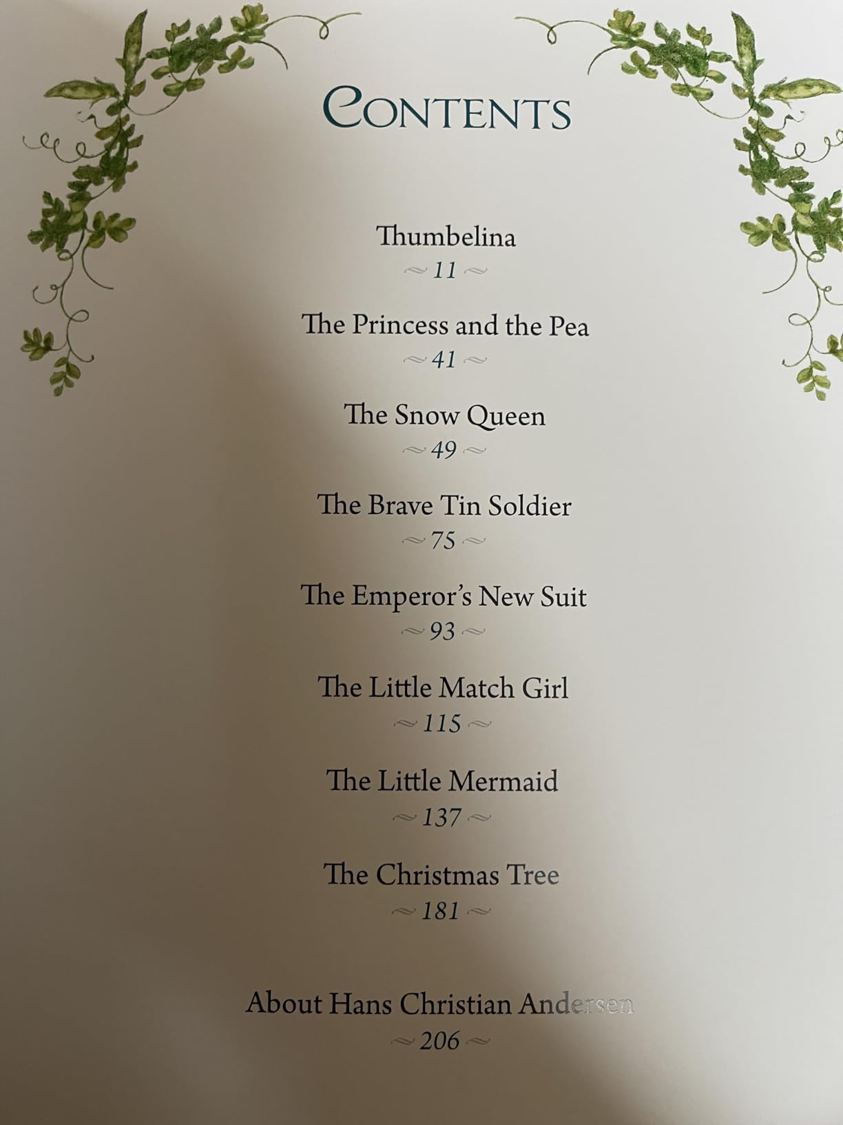 An Illustrated Treasury of Hans Christian Andersen's Fairy Tales: The Little Mermaid, Thumbelina, The Princess and the Pea and many more classic stories customer photo 2