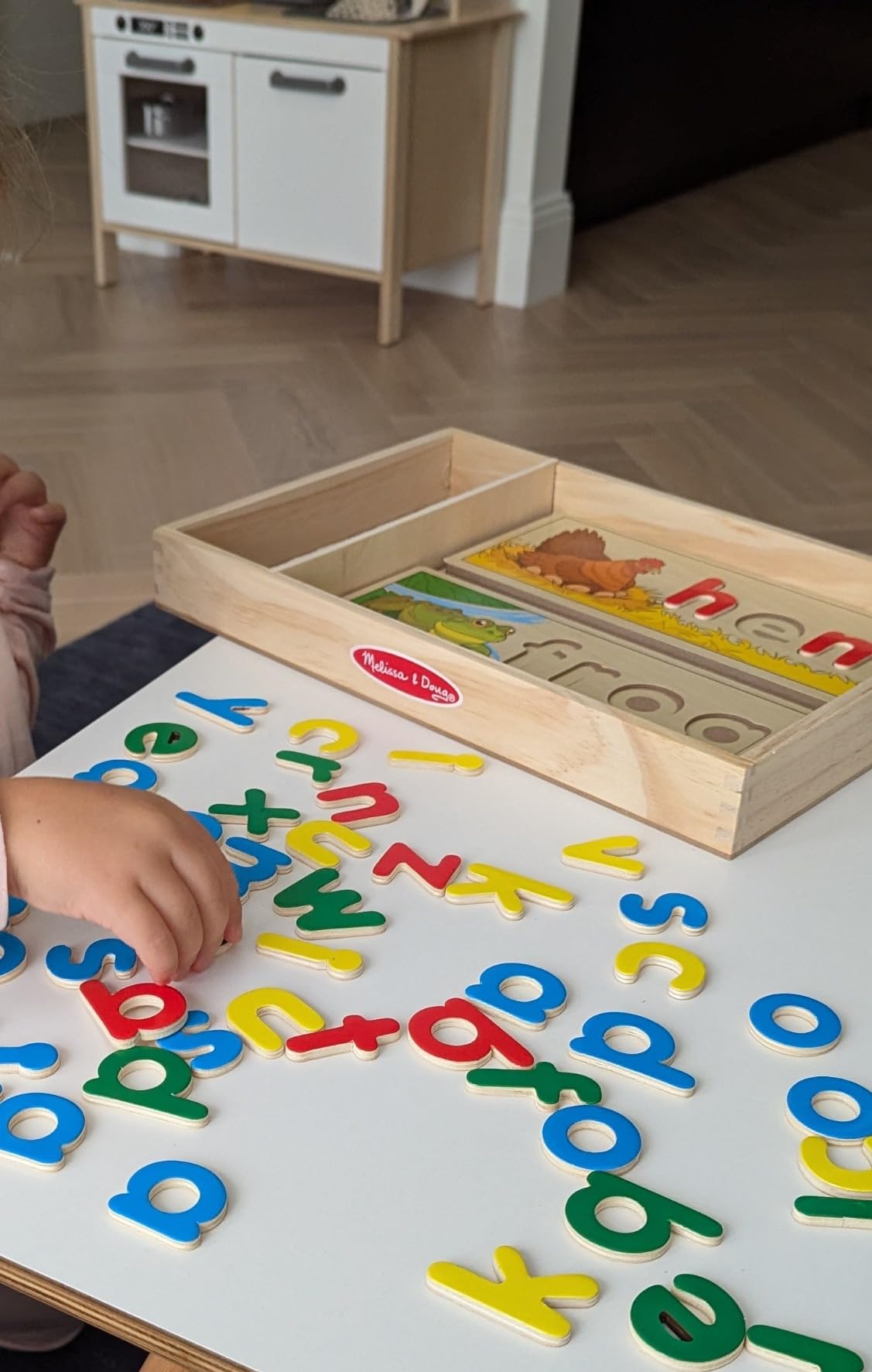 Melissa & Doug See & Spell Wooden Educational Toy with 8 Double-Sided Spelling Boards and 64 Letters Preschool Learning Activities, See & Spell Learning Toys for Kids Ages 4+ customer photo 2