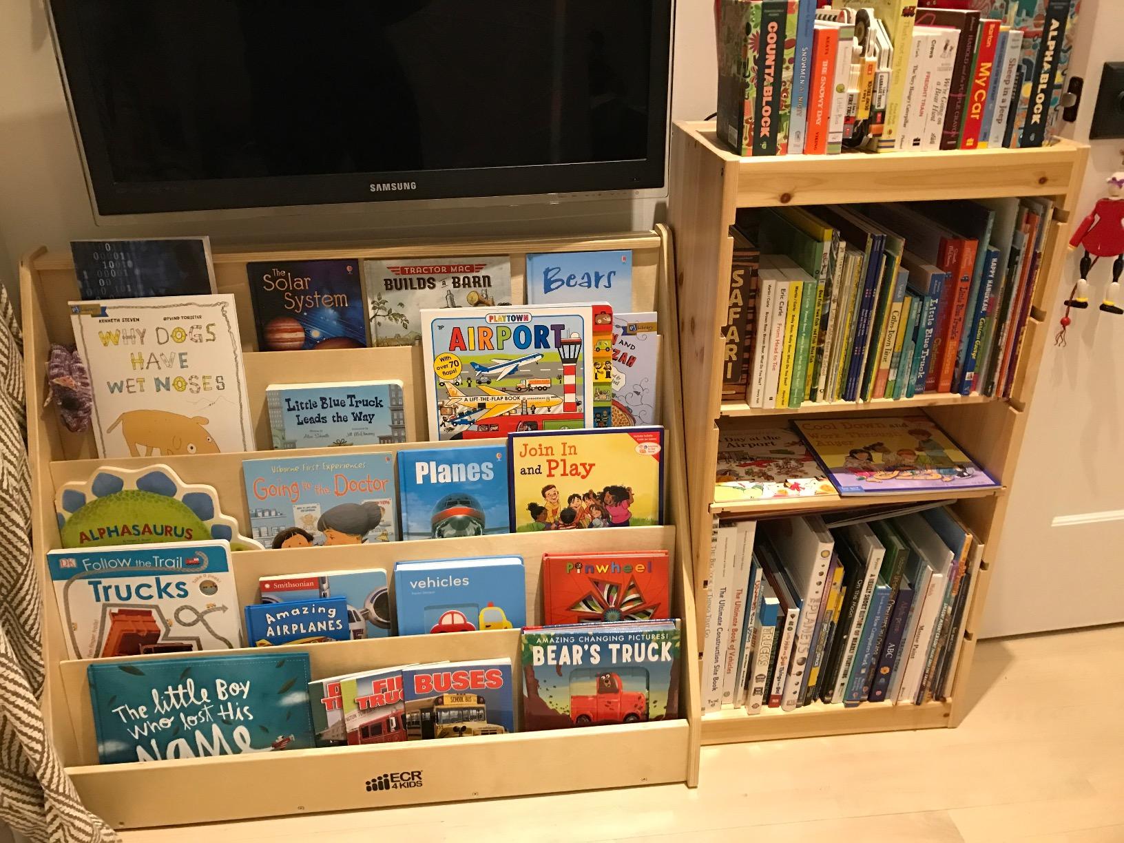 ECR4Kids Single-Sided Wooden Book Display, Montessori Furniture, Natural customer photo 1