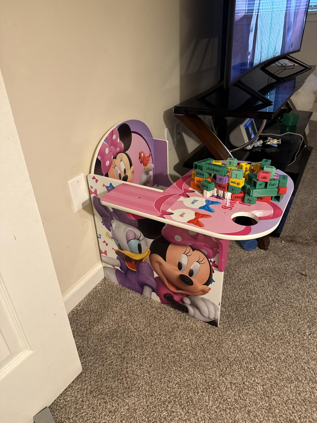 Delta Children Chair Desk With Storage Bin, Disney Minnie Mouse customer photo 1