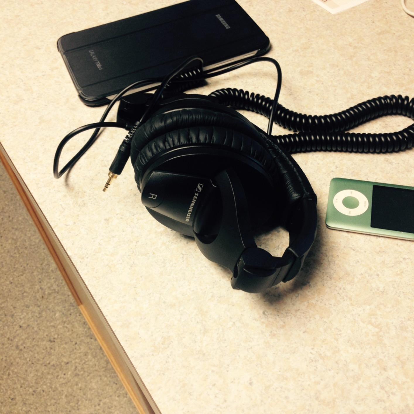 Sennheiser HD 280 Pro Headphone, Black customer photo 2