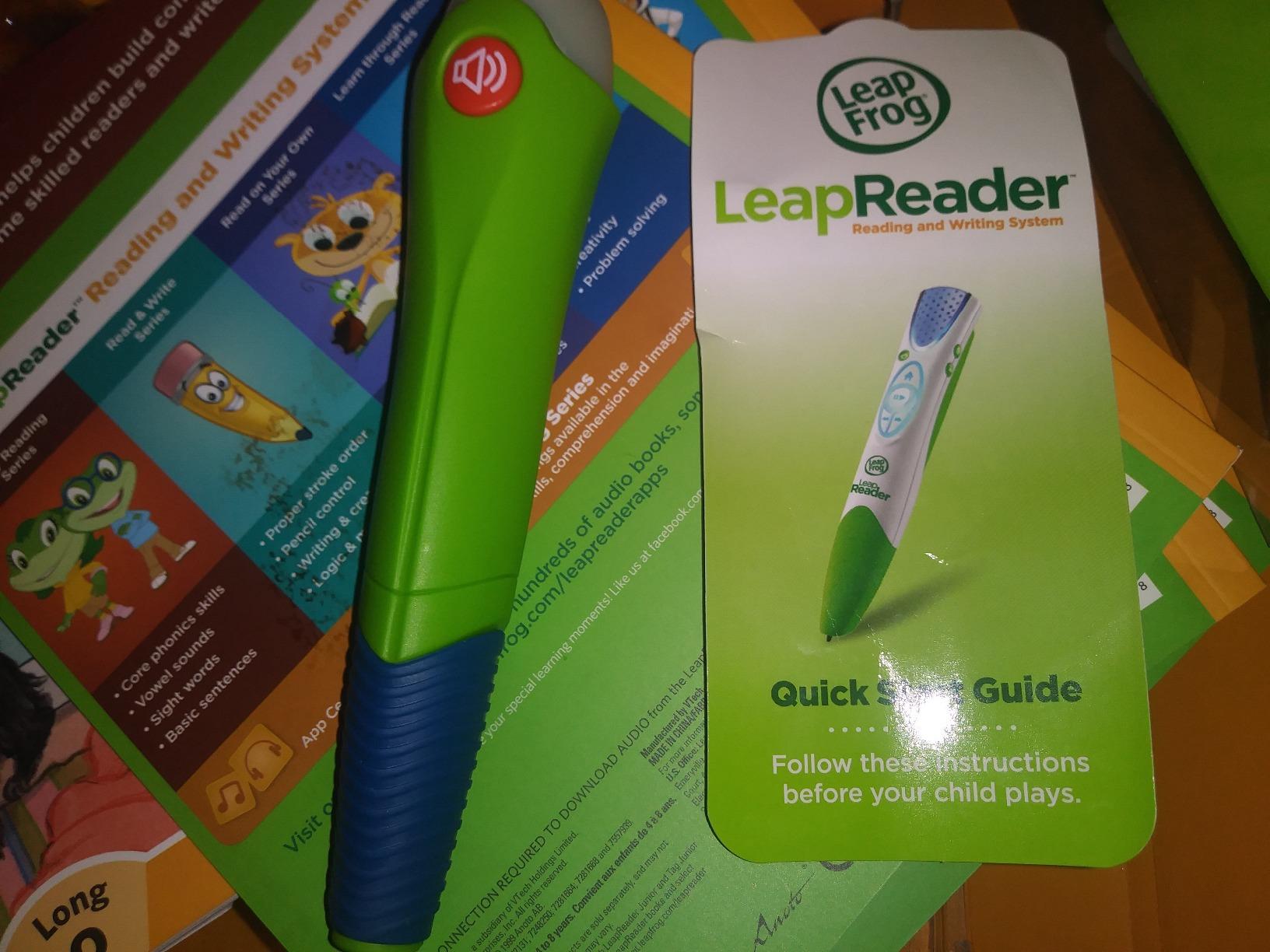 LeapFrog LeapReader System Learn to Read 10 Book Bundle customer photo 2