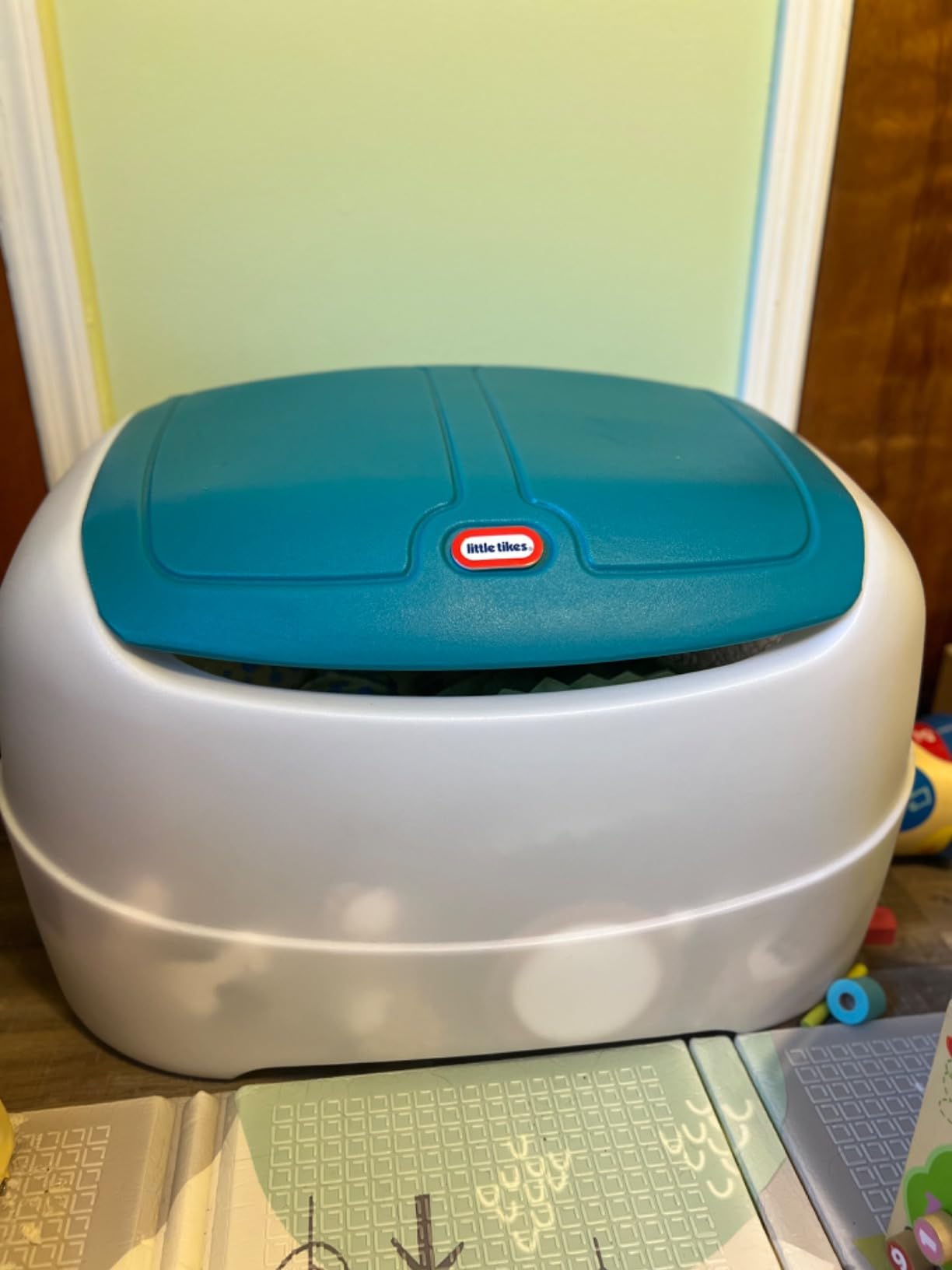 Little Tikes Play 'N Store Toy Chest customer photo 2