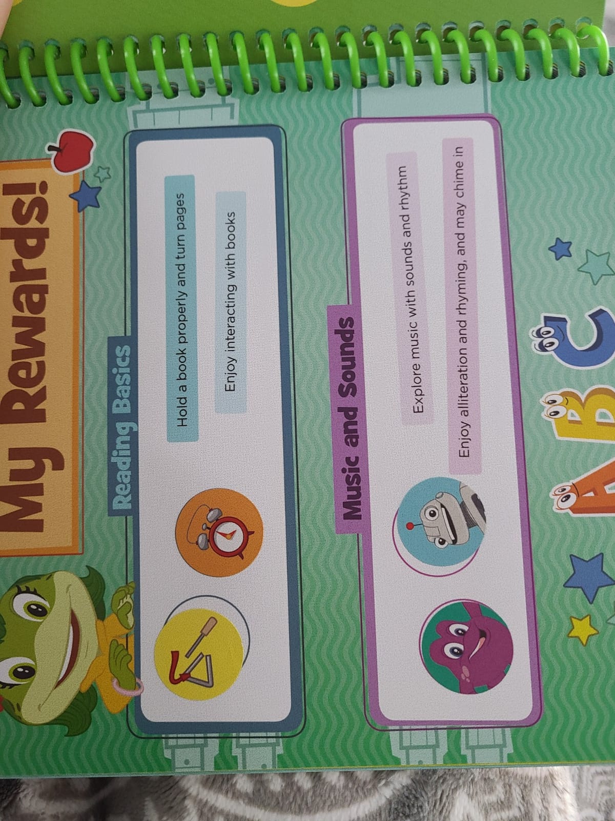 LeapFrog LeapStart Preschool 4-in-1 Activity Book Bundle customer photo 1