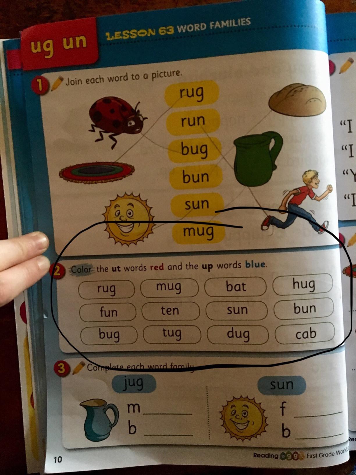 Grade 1 Reading Workbook Ages 5-7: 240 Essential Reading Lessons - Phonics, Vocabulary, Sight Words, Reading Practice & Comprehension, Handwriting, Yearly Planner, 278 Full-Color Pages - Reading Eggs customer photo 1