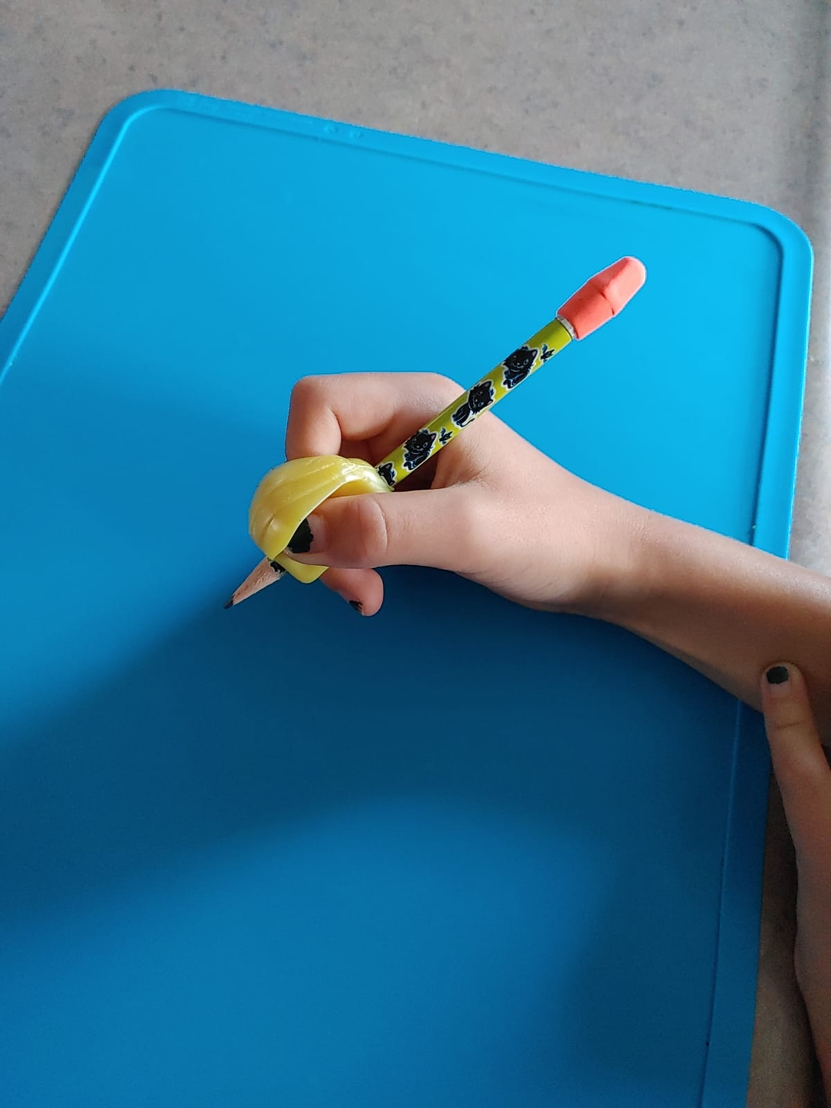 The Pencil Grip Premium Pencil Grips Assortment Pack, Universal Ergonomic Writing Aid For Righties And Lefties, Colorful Grippers, Includes 6 Different Grips, Assorted Colors, 6 Count - PGP-006 customer photo 1