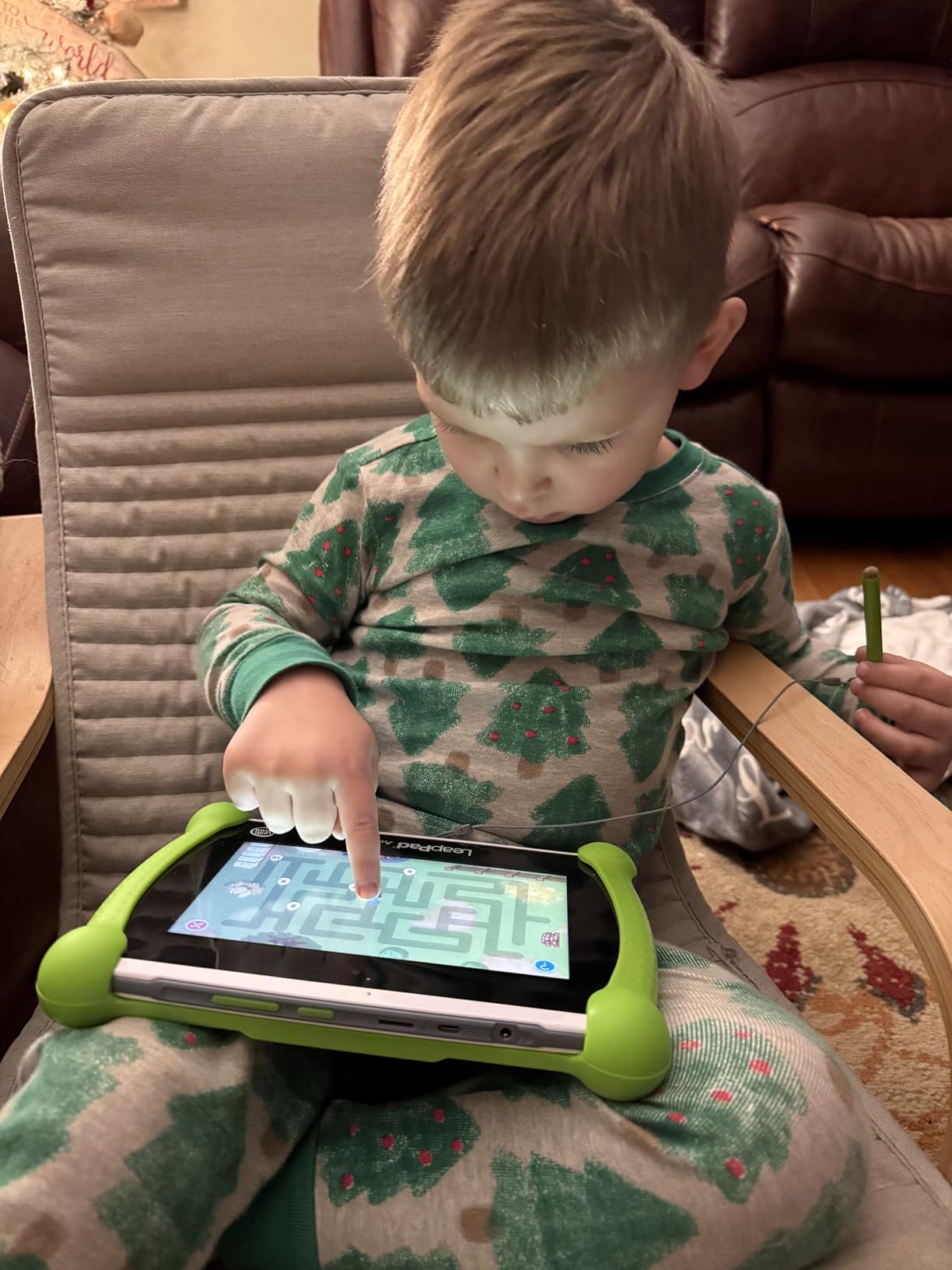 LeapFrog LeapPad Academy Kids' Learning Tablet, Pink customer photo 1