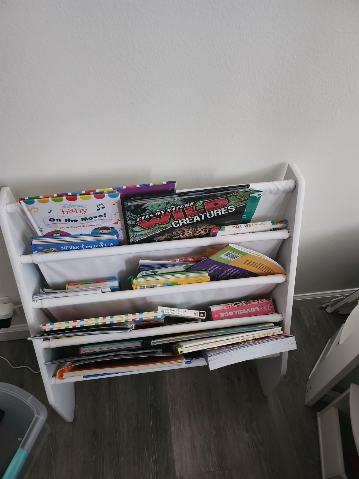 UTEX Kids Bookshelf Storage, Book Shelf for Kids Rooms, 4 Tier Sling Bookshelf for Kids, Toddler, Magazine Book Rack, Children Book Organizer, White customer photo 2
