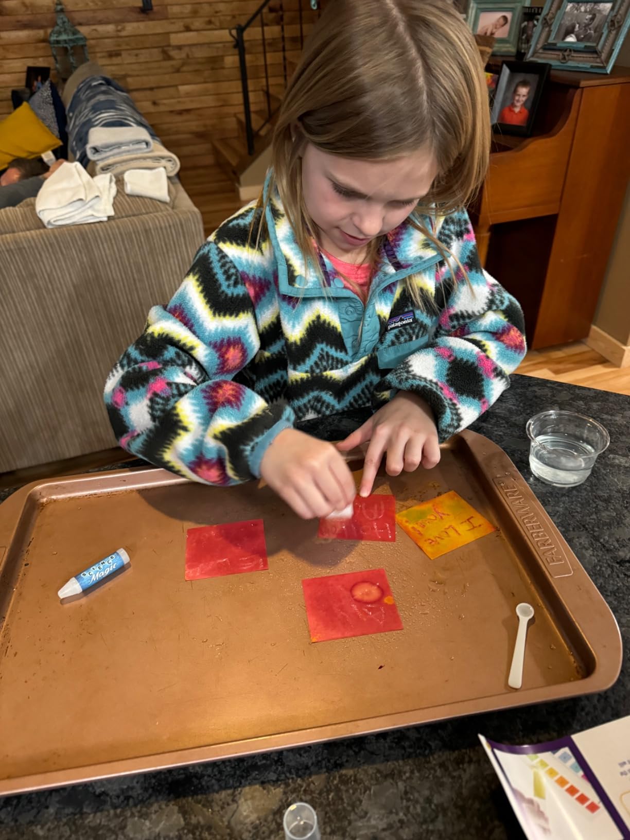 National Geographic Magic Chemistry Set with 10 Tricks for Kids Ages 8-12 | Science Experiments, STEM Projects, Science Toys, Hands-On Learning, Magic Tricks, Birthday Gift customer photo 2