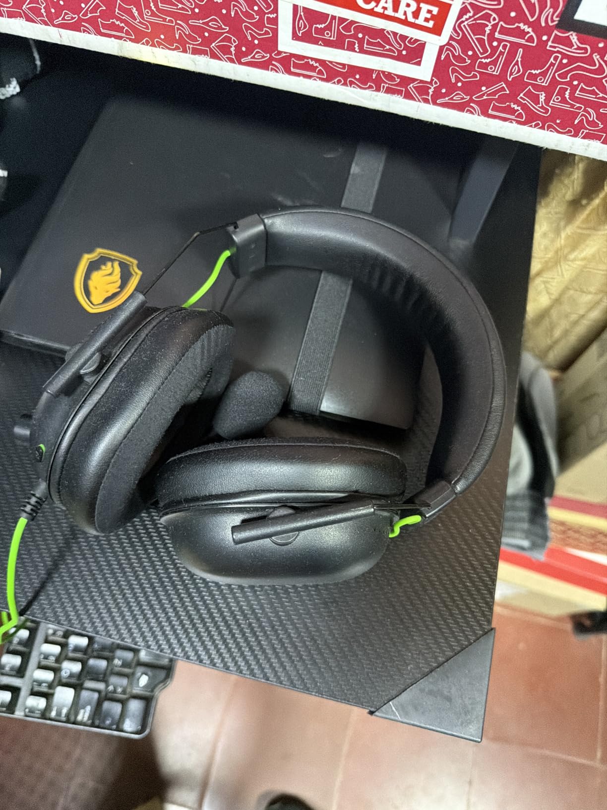Razer BlackShark V2 X Gaming Headset: 7.1 Surround Sound - 50mm Drivers - Memory Foam Cushion - For PC, PS4, PS5, Switch - 3.5mm Audio Jack - Black customer photo 2