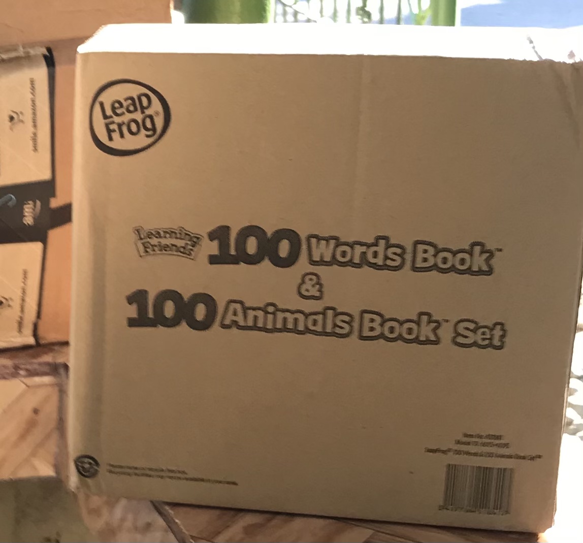 LeapFrog 100 Words and 100 Animals Book Set (Frustration Free Packaging) customer photo 2