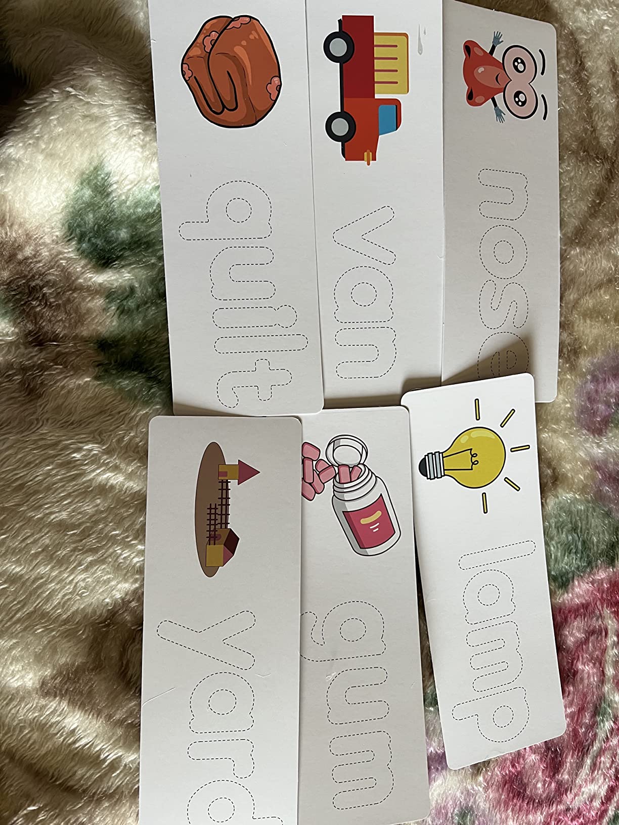 Reading & Spelling Learning Toy, Wooden Letters Flash Cards Sight Words Matching ABC Alphabet Recognition Game Preschool Educational Tool Set for 3 4 5 Years Old Boys and Girls Kids customer photo 1