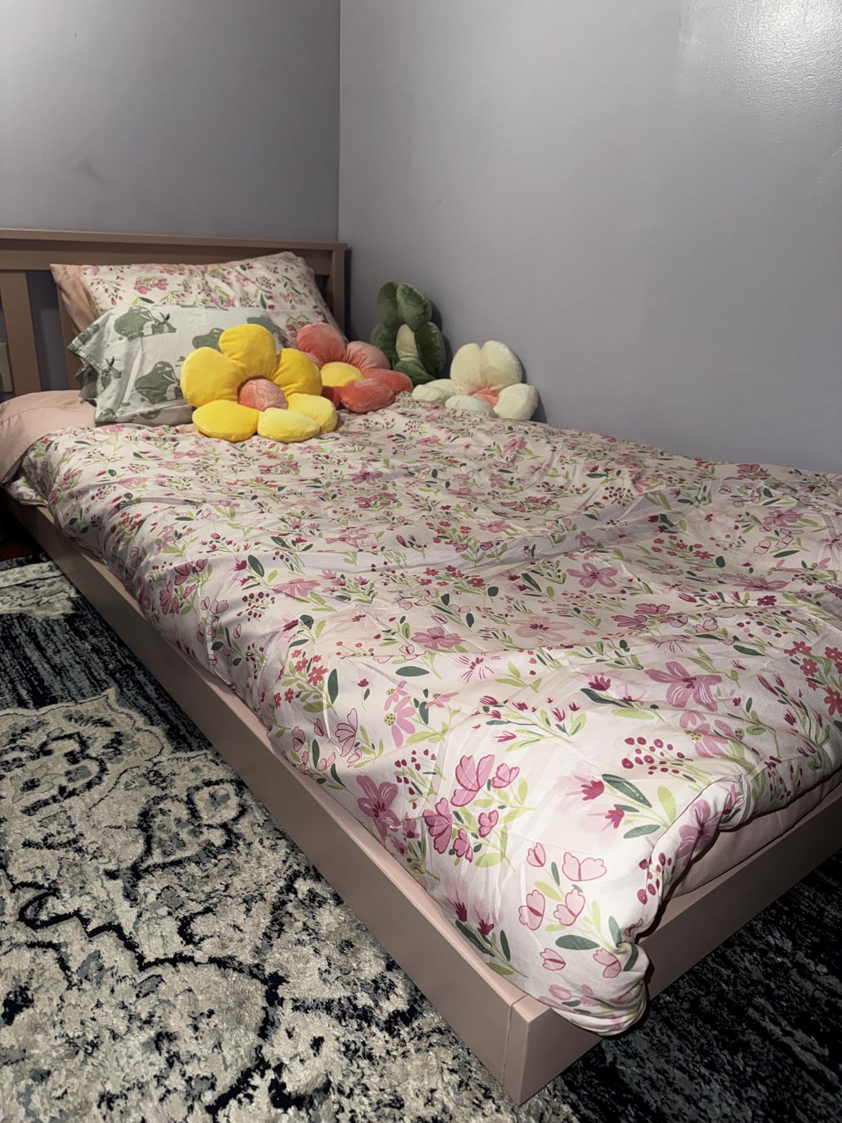 Reginary 4 Pcs Flower Floor Pillow Cushion Kids,Daisy,Fresh,15.75'' | Flower Shaped Seating, Soft Corduroy Fabric, Detachable Petals for Bedroom Playroom Reading Nook, Girls Back to School Room customer photo 1