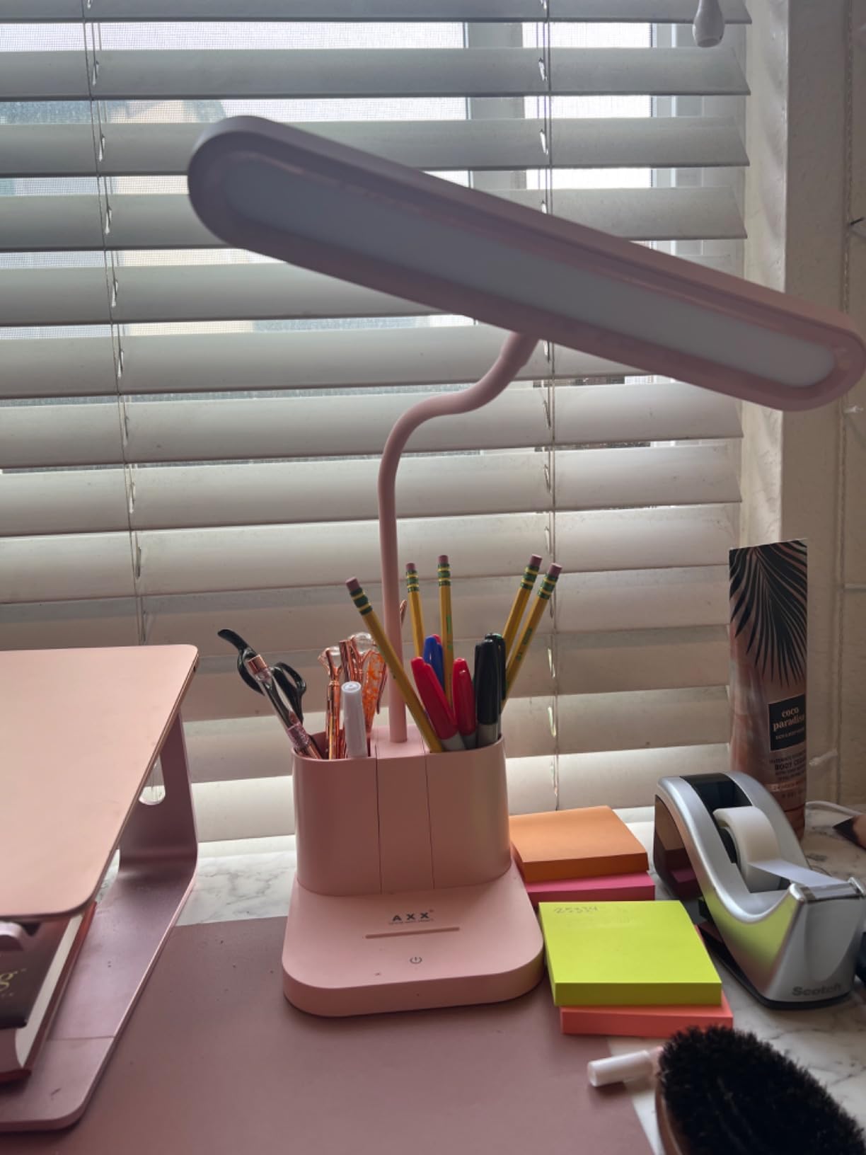 AXX Pink Desk Lamp for Teen Girls, College Dorm Room Cute Table Light customer photo 1