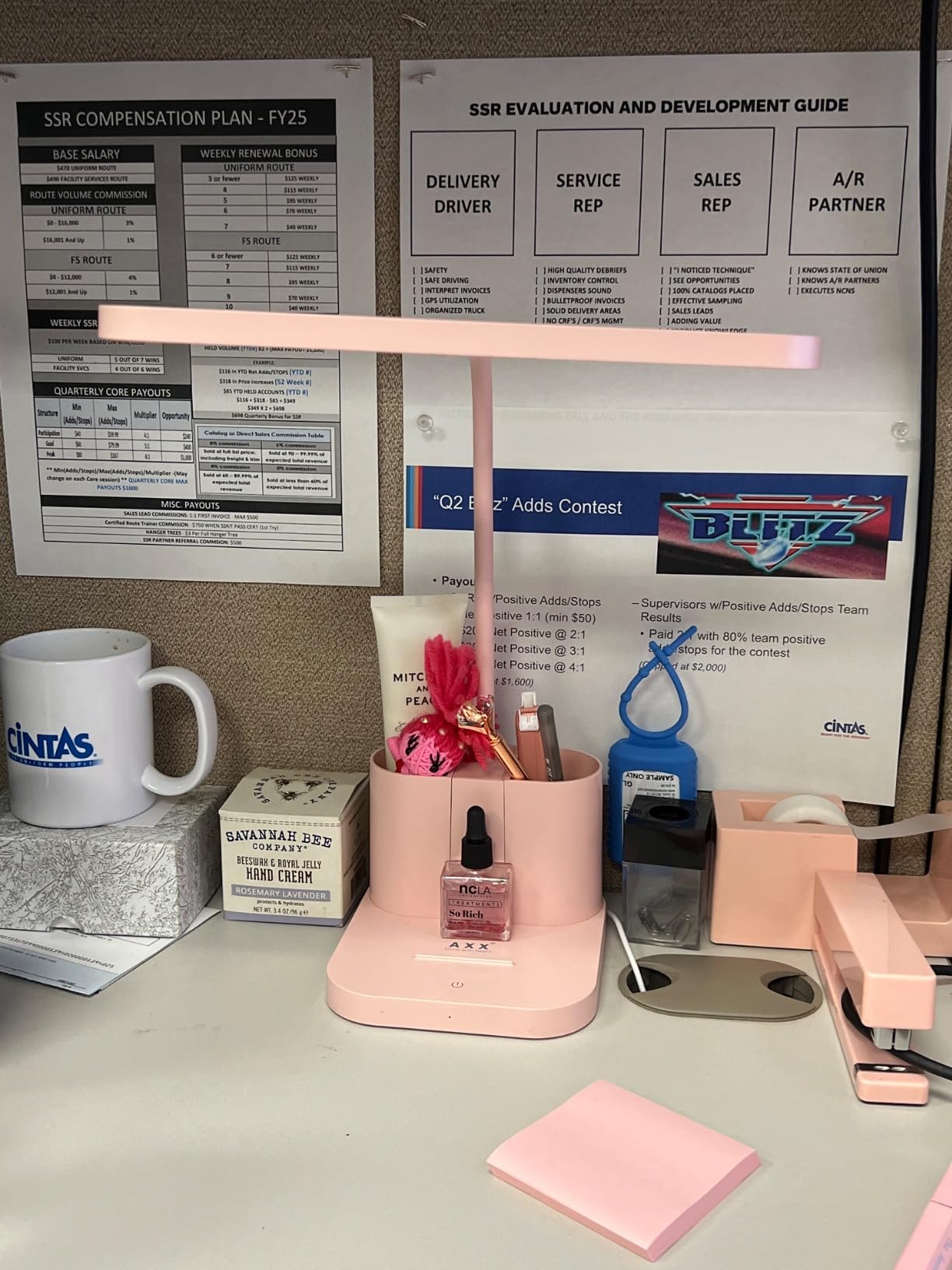 AXX Pink Desk Lamp for Teen Girls, College Dorm Room Cute Table Light customer photo 2