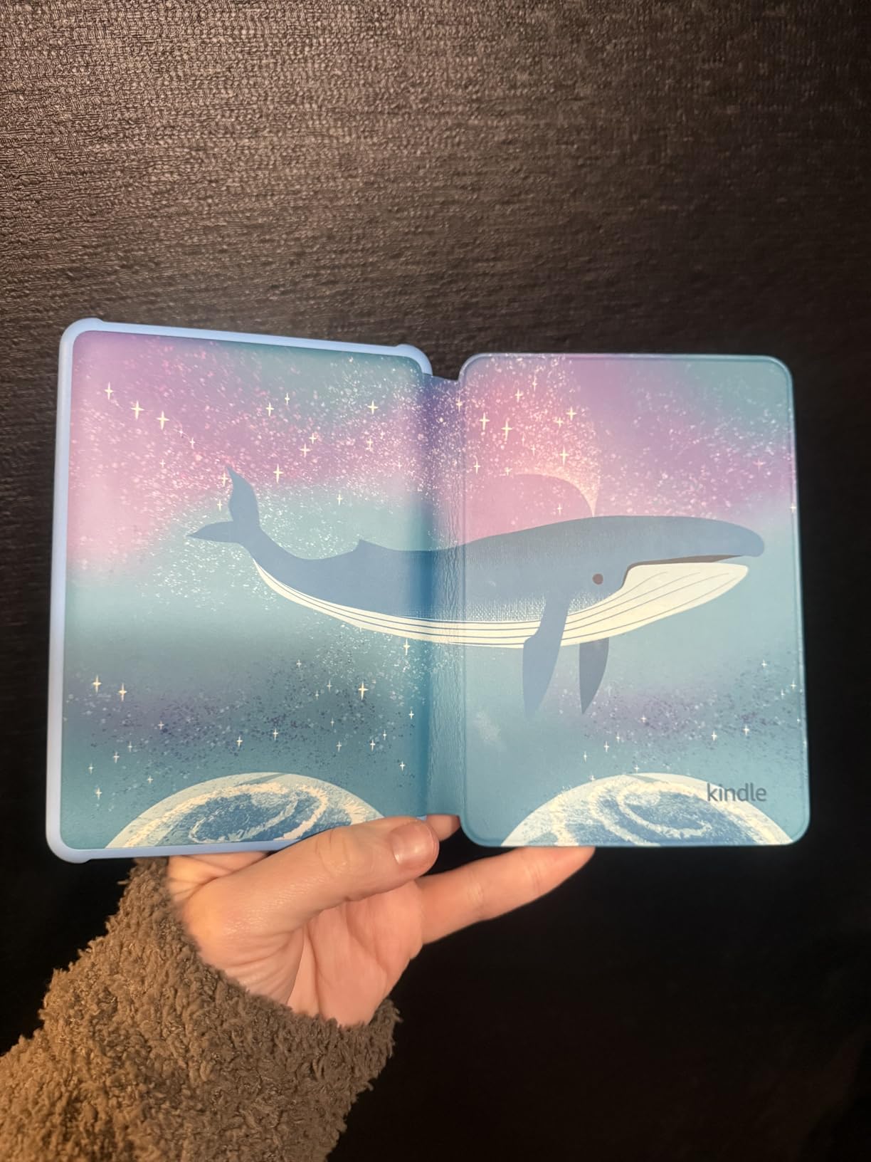 Amazon Kindle Kids 16GB (newest model) - If it breaks, we will replace it, includes ad-free books and cover, with glare-free display, faster page turns - Space Whale customer photo 1