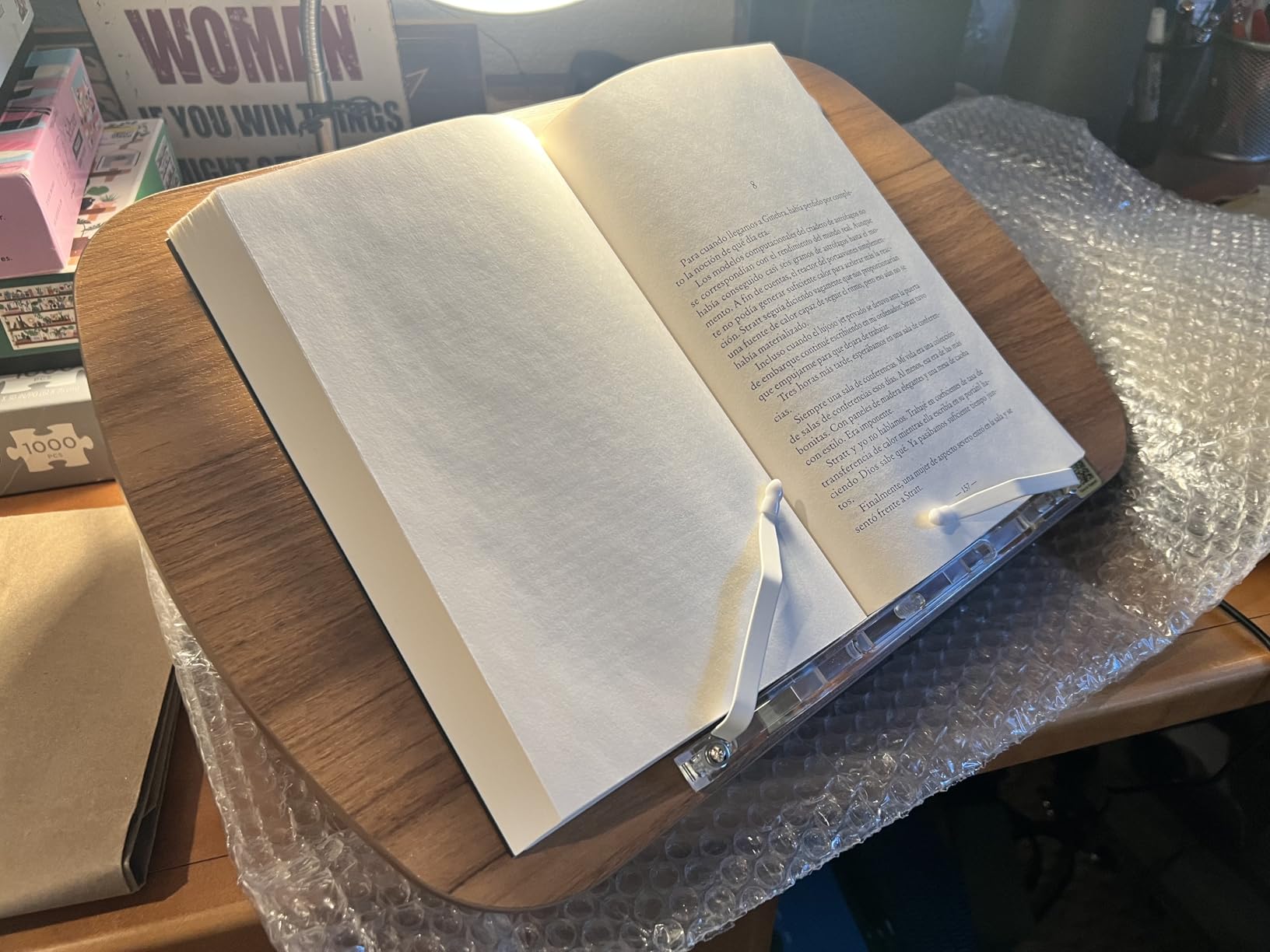ERGONOV Lap Beanbag Book Stand for Hands Free Reading Comfortable Reading Pillow Stand Minimize Neck Strain Perfect Idea for Book Lovers in Dorm Room customer photo 1