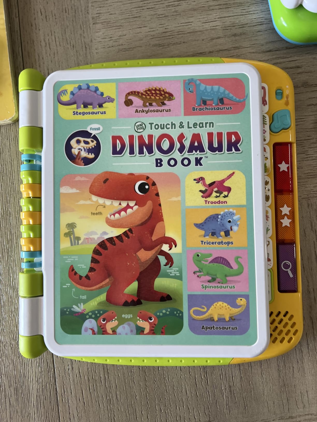 Touch and Learn Dinosaur Book customer photo 1
