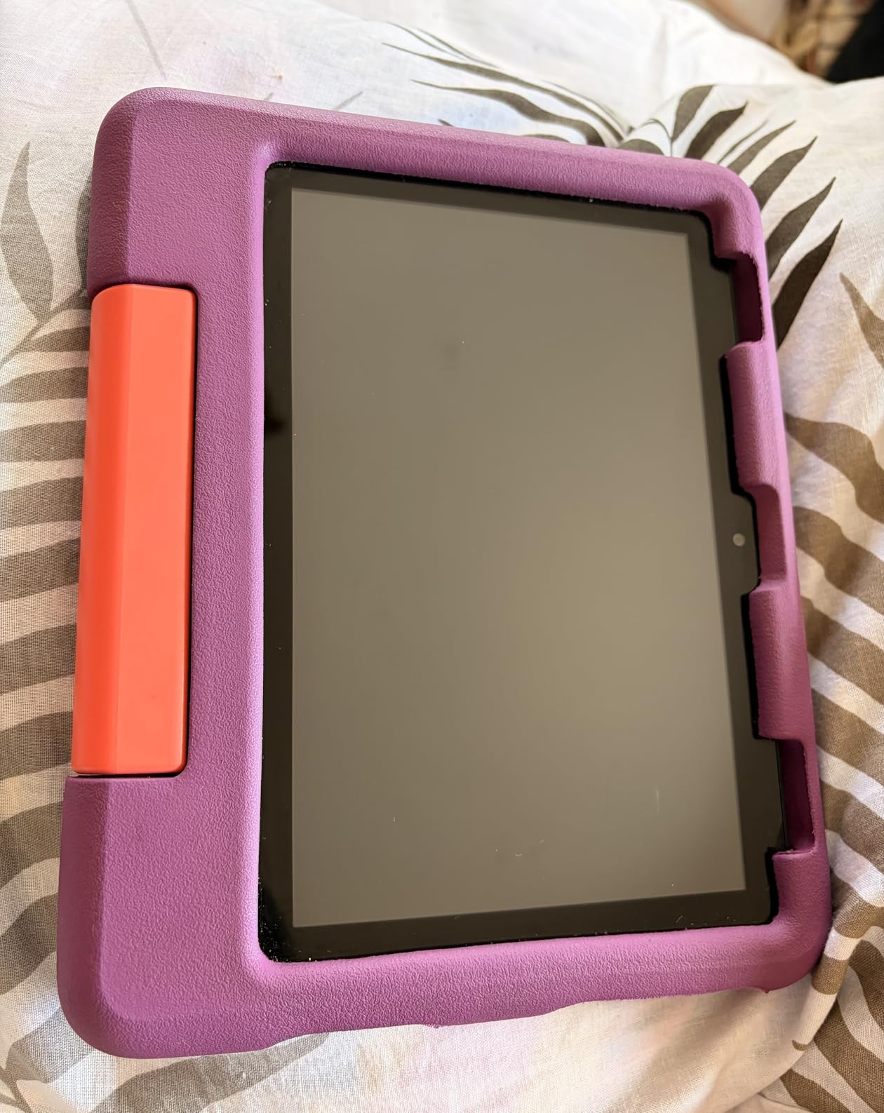 Amazon Fire HD 8 Kids tablet (newest model), ages 3-7 | 4GB memory, Includes ad-free and exclusive content, parental controls and 13-hr battery, 64GB, Blue customer photo 2