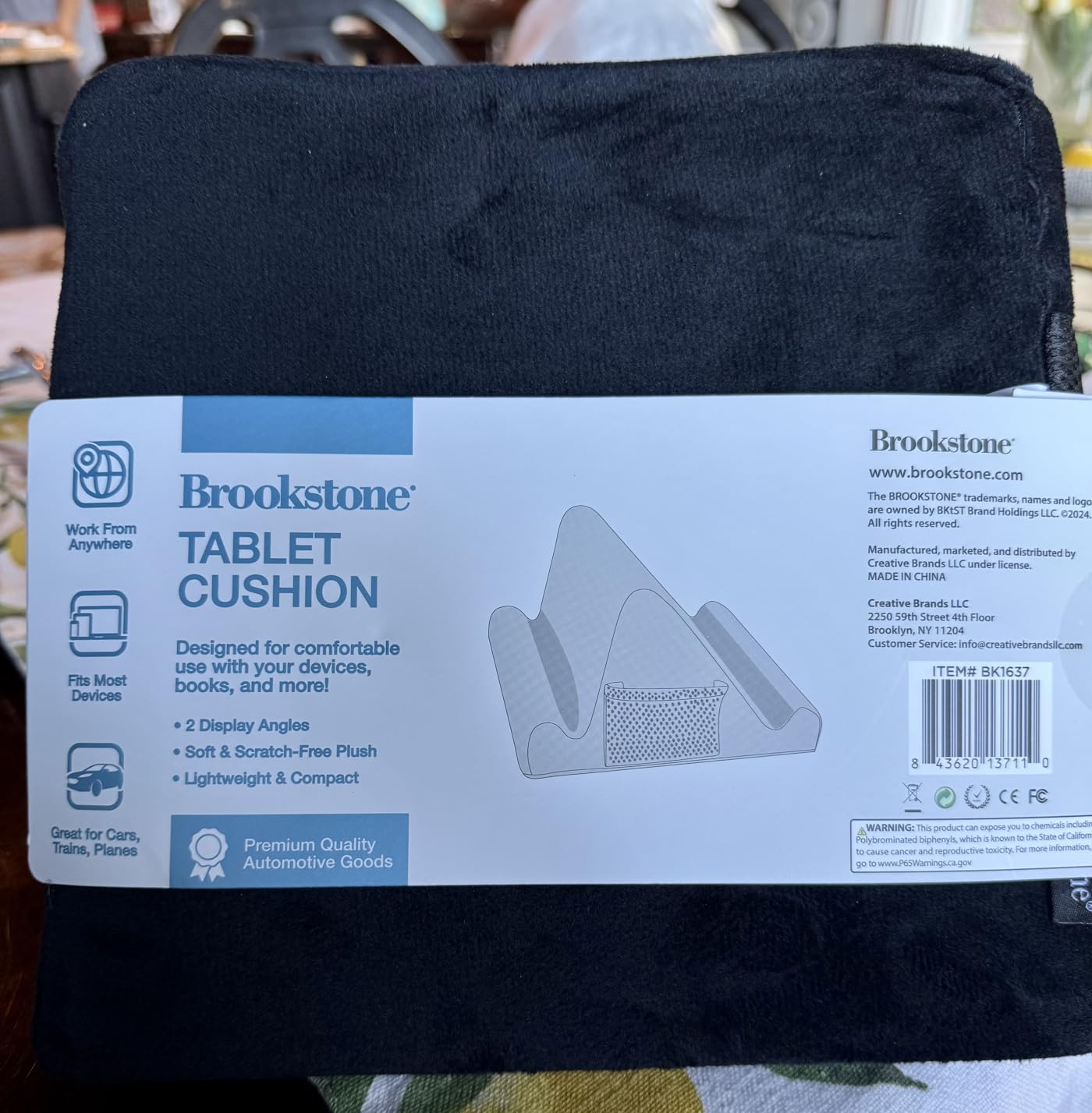 Brookstone Tablet Lap Cushion - Tablet/Phone/Ebook Holder for Bed, Flights, and Travel, Memory Foam Lap Desk for Reading customer photo 1
