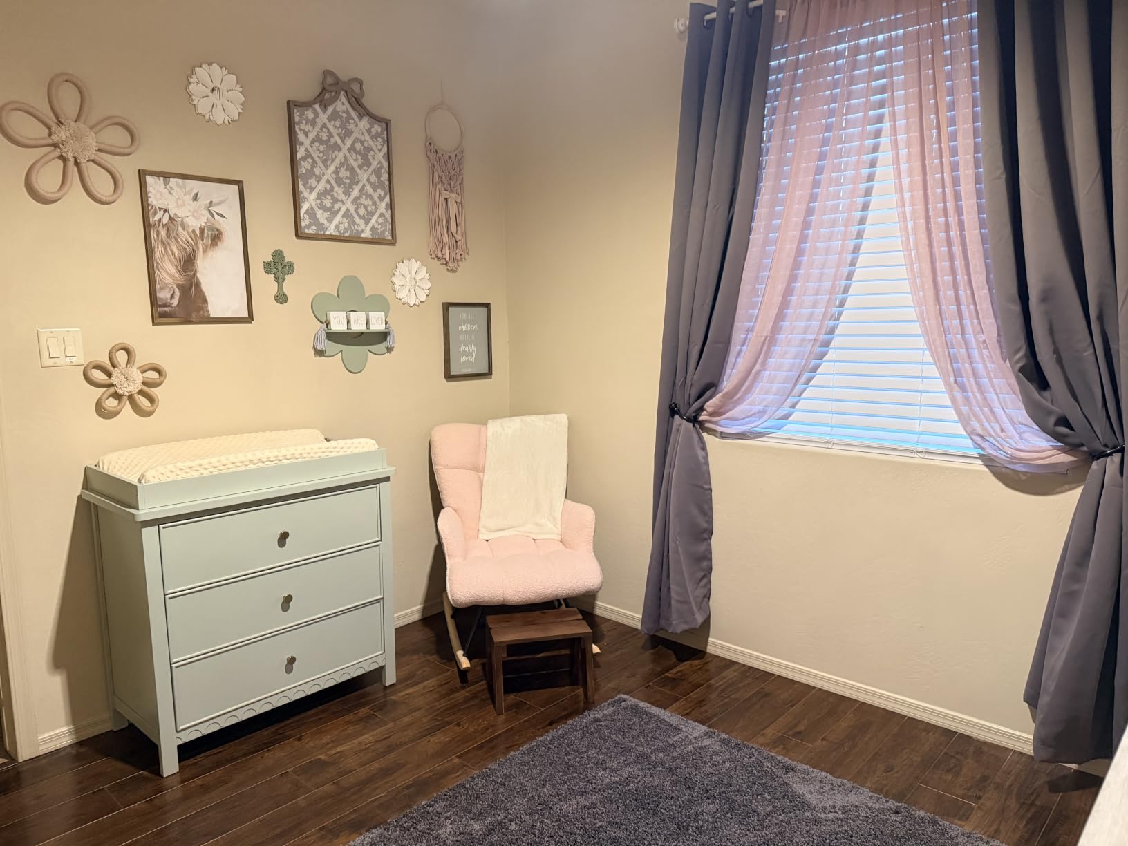 Rocking Chair Nursery Teddy Upholstered Glider Rocker Rocking Accent Chair Padded Seat with High Backrest Armchair Comfy Side Chair for Living Room Bedroom Offices (Grey Teddy) customer photo 1