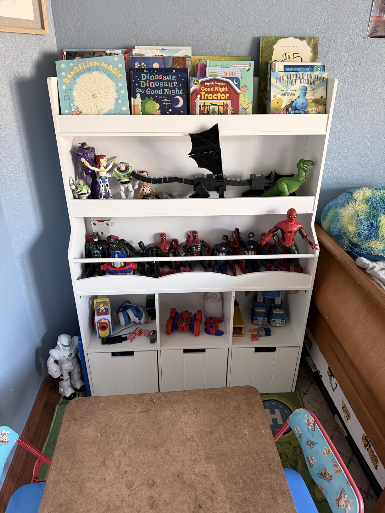 HITHOS Toy Storage Organizer w/Bookshelf & Stuffed Animal Organizer, White customer photo 2