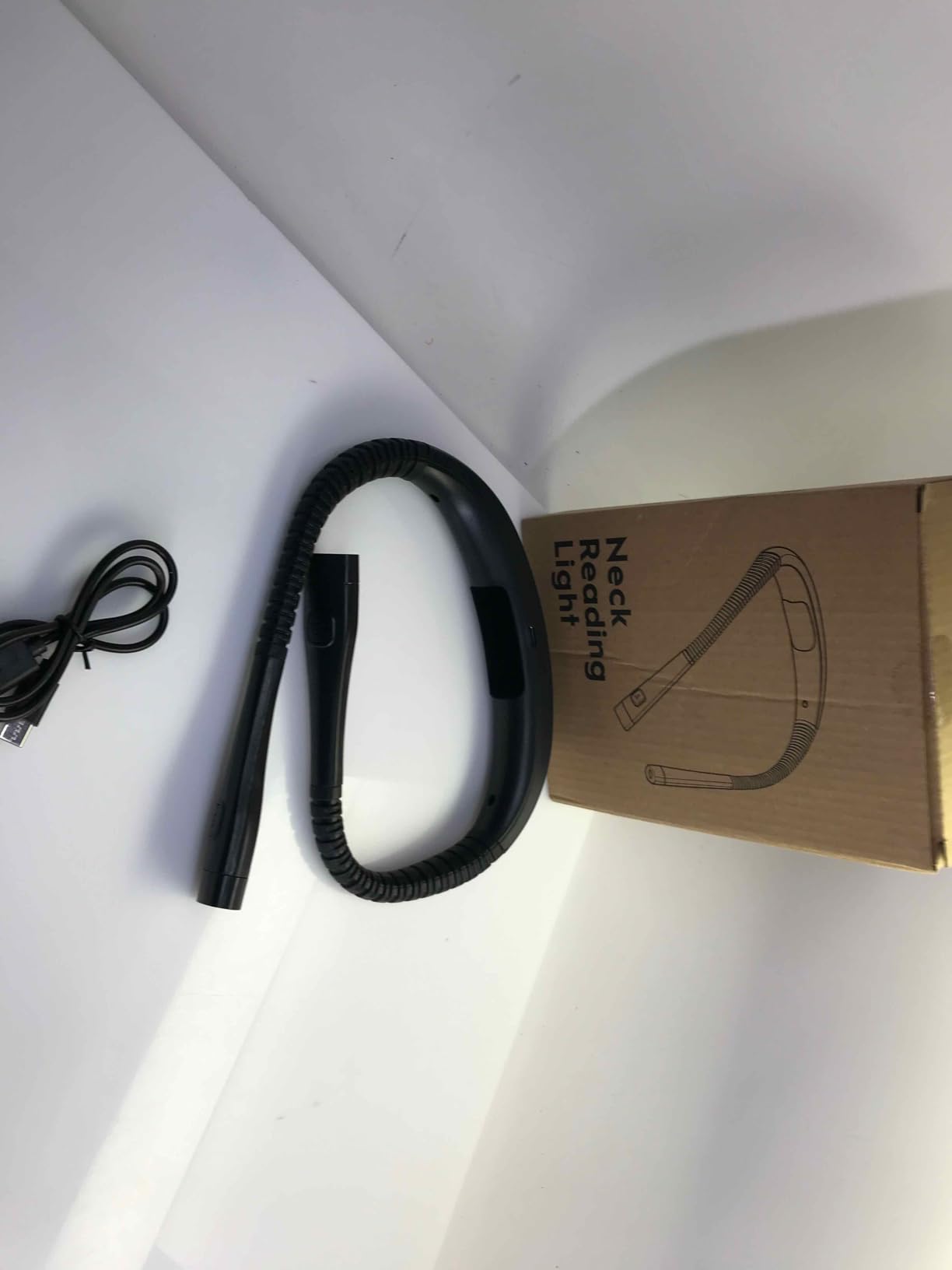 Neck Reading Light, Rechargeable Book Light, 3 Color Modes | 9 Brightness Levels, 60H Runtime customer photo 2