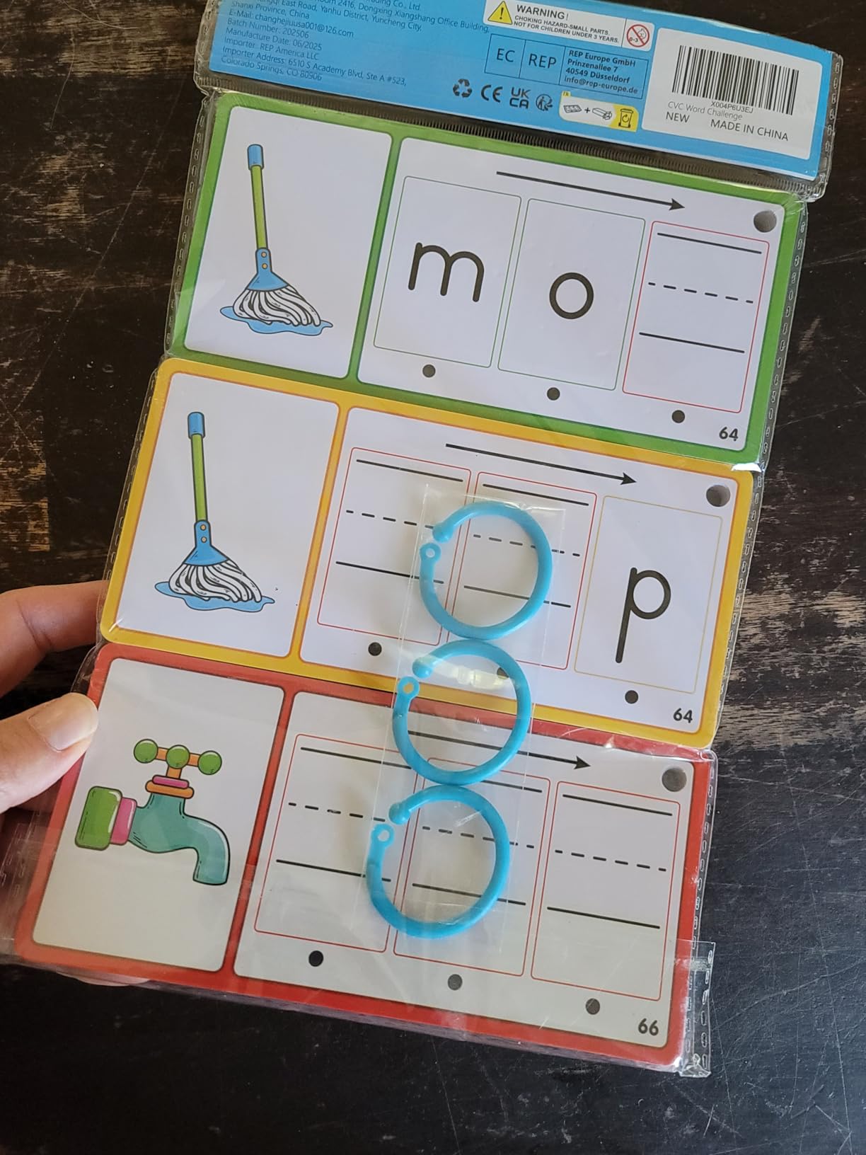 CVC Word Writing Cards, 100 Double-Sided Handwriting Cards 3-Level Short Vowel Spelling Flashcards CVC Sight Words Early Educational Tool for Kids 3 4 5 Years Old (3 Plastic Rings Included) customer photo 1