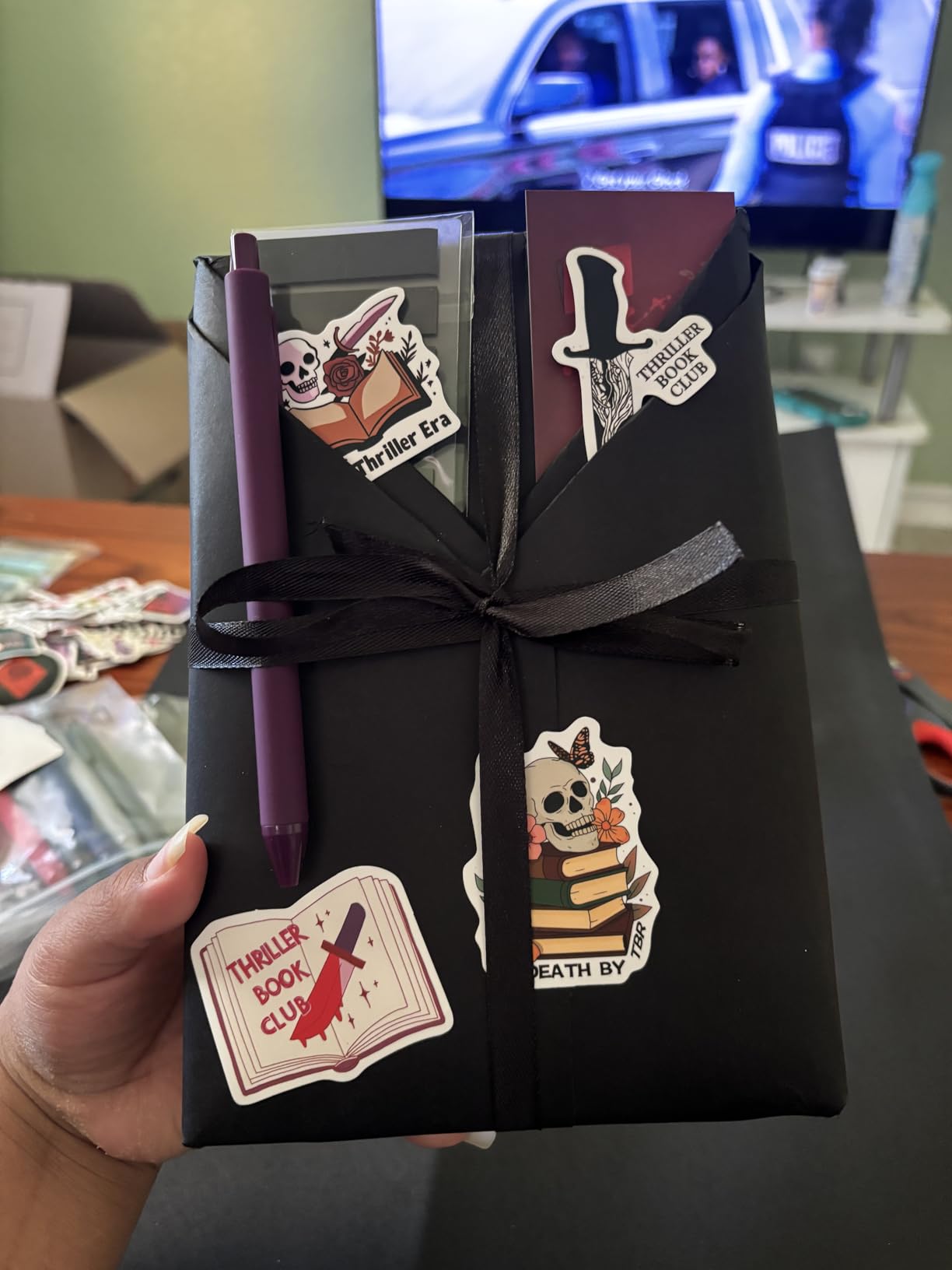 Honoson 6 Set Thriller Blind Date with a Book Gift Box Supplies Including True Crime Mystery Horror Bookmarks Stickers Tags Pens Ribbon Wrapping Papers Bookish Readers Book Club Gifts(Without Books) customer photo 2