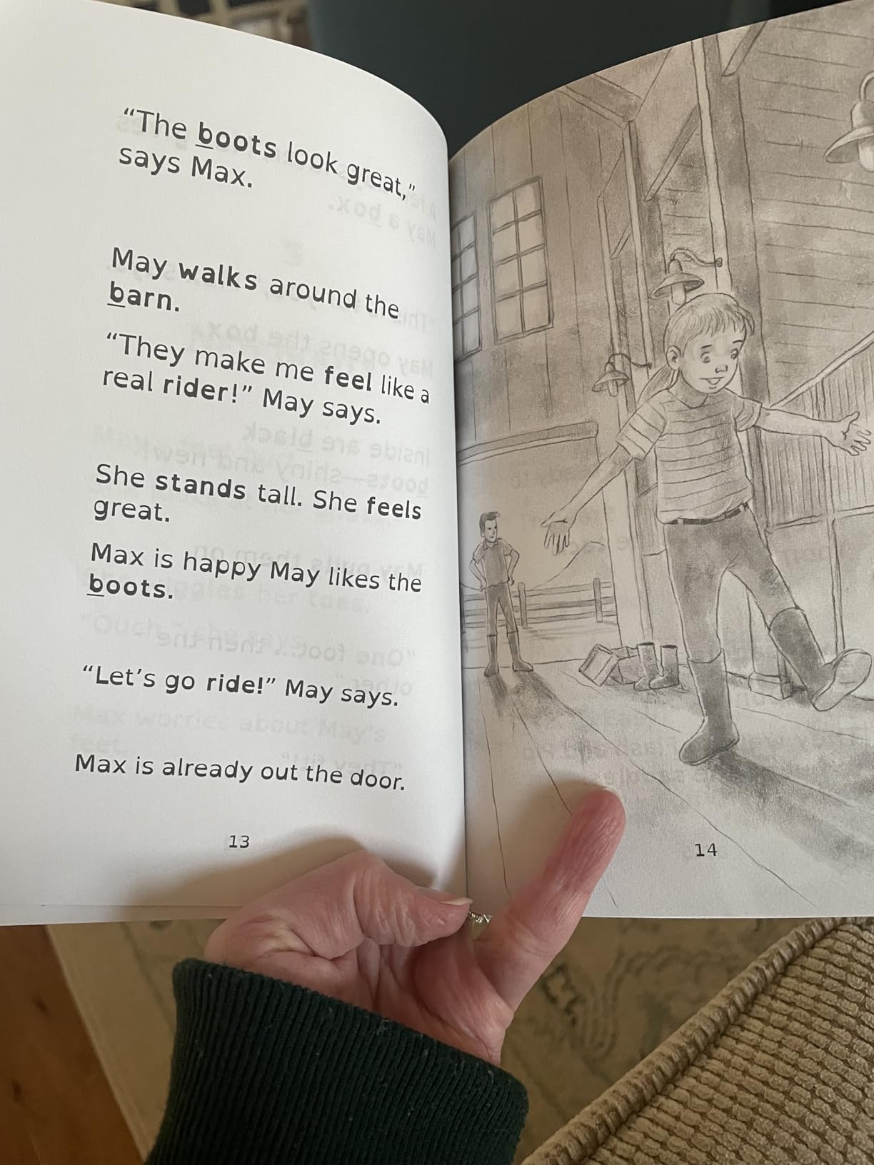 Max & May: Barn Days (Max & May (Dyslexia-friendly decodable beginner chapter books for kids ages 6-10)) customer photo 1