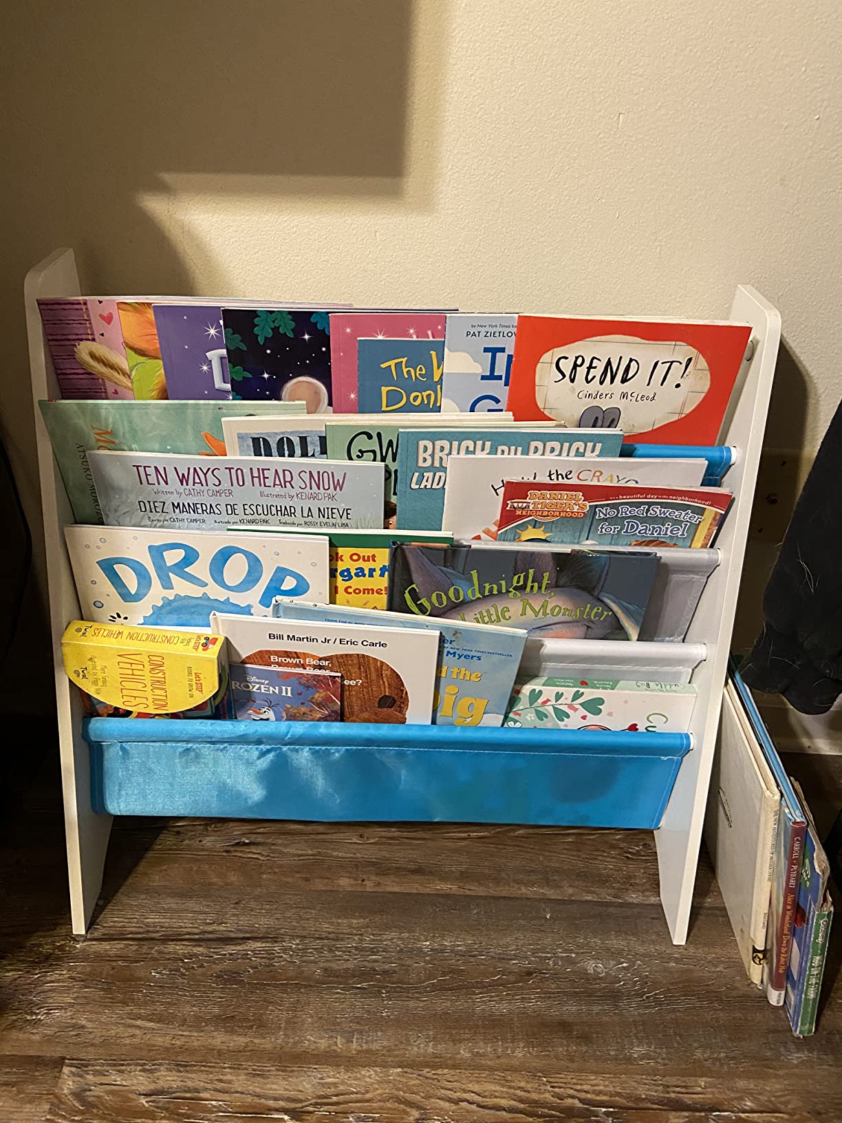 SONGMICS Kids Bookshelf, 4-Tier Sling Bookcase, Fabric Organizer for Toddlers, Child-Friendly Storage Rack for Playroom, 24.6 x 9.8 x 23.6 Inch, Dove Gray and White, TEZA Collection UGKR079GD01 customer photo 1