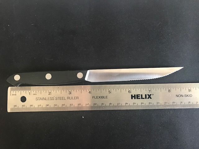 HENCKELS Steak Knives Set of 8, Razor-Sharp German Engineered, Silver customer photo 1