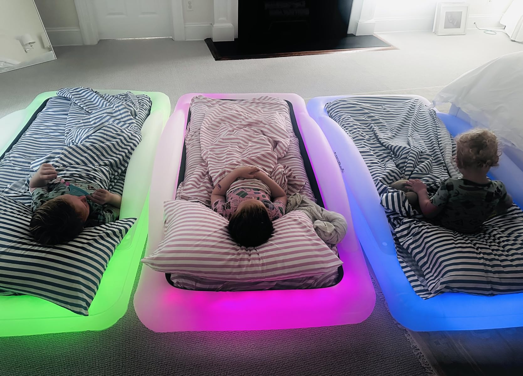 The Shrunks Inflatable Toddler Travel Bed with Safety Bumpers | Portable Toddler Bed for Kids | Toddler Air Mattress | Air Mattress with Bed Rails customer photo 1