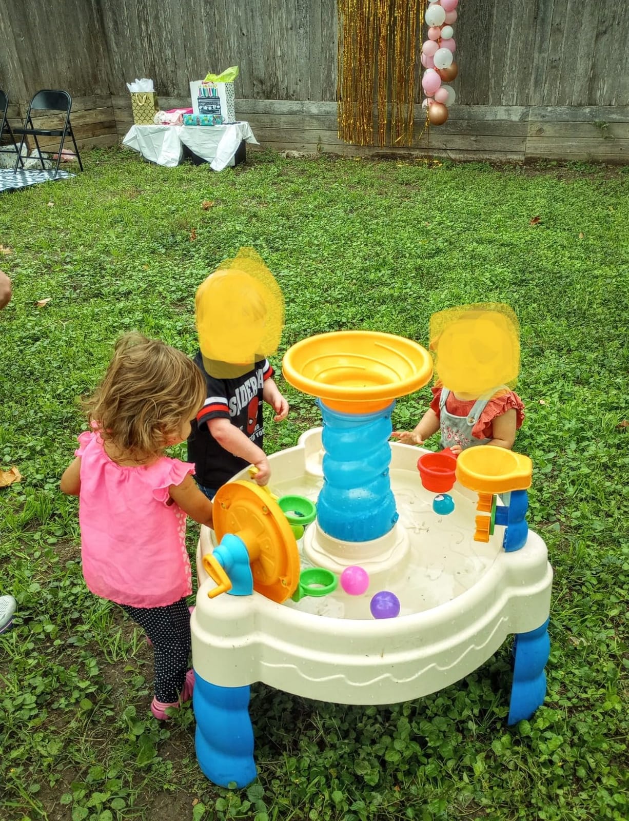 Little Tikes Spiralin' Seas Waterpark Play Table, Multicolor customer photo 1