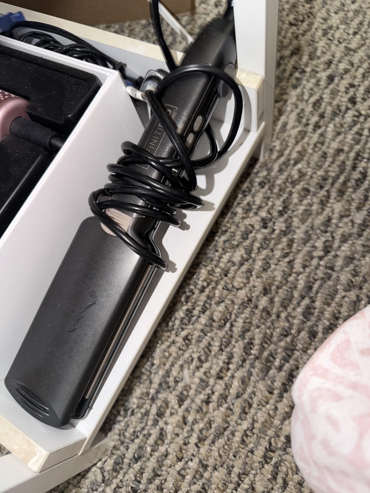 INFINITIPRO BY CONAIR Tourmaline Ceramic 1-Inch Flat Iron Hair Straightener, 1-Inch Flat Iron to Straighten or Curl, 5 Heat Settings, for All Hair Types and Textures, Metallic Gray customer photo 2