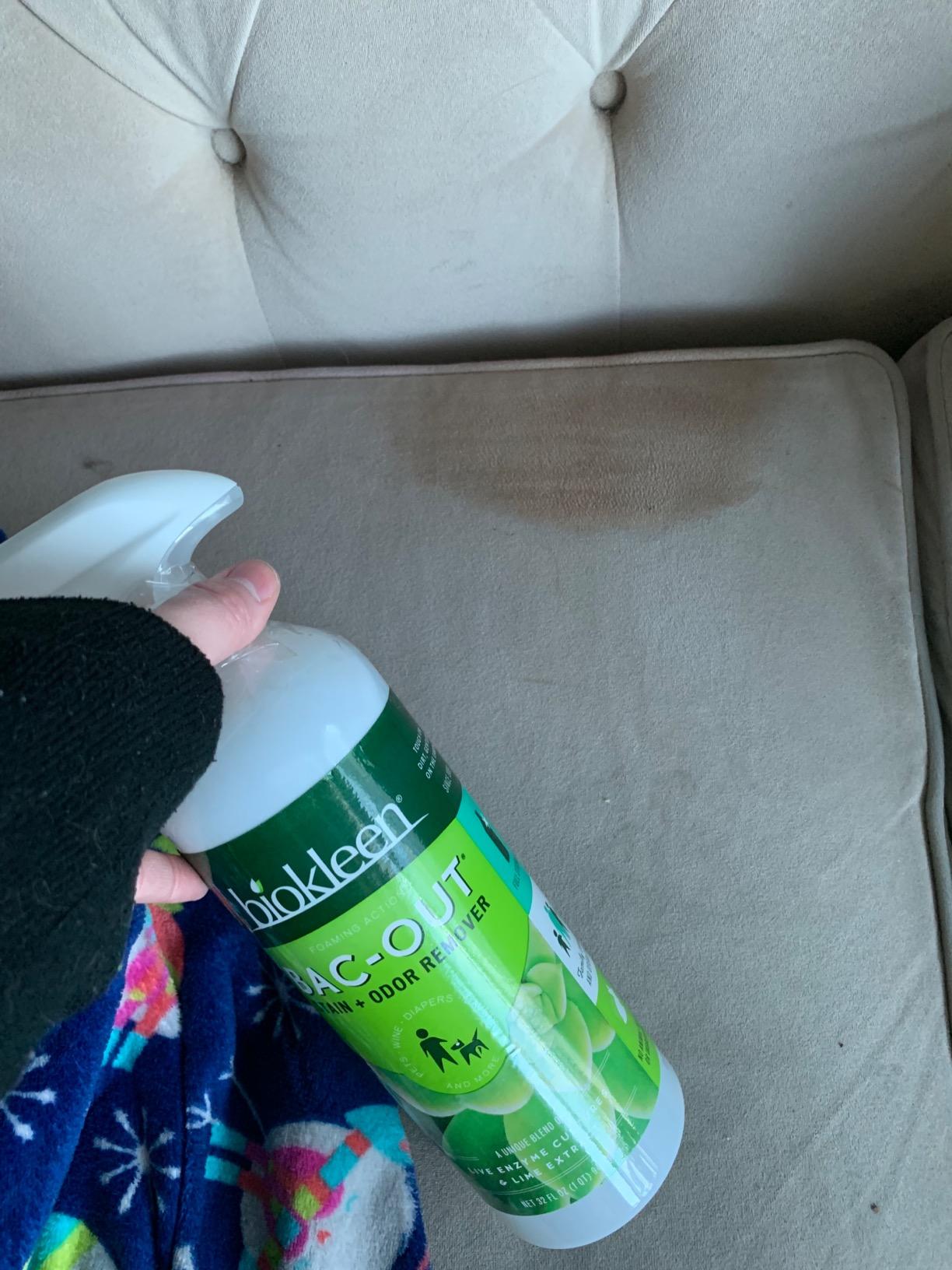 Biokleen Bac-Out Enzyme Cleaner Spray and Stain & Odor Remover for Pet Stains, Laundry, Diapers, Wine, Carpets, & More, Eco-Friendly, Non-Toxic, Lime Scent, 32 Ounces customer photo 2